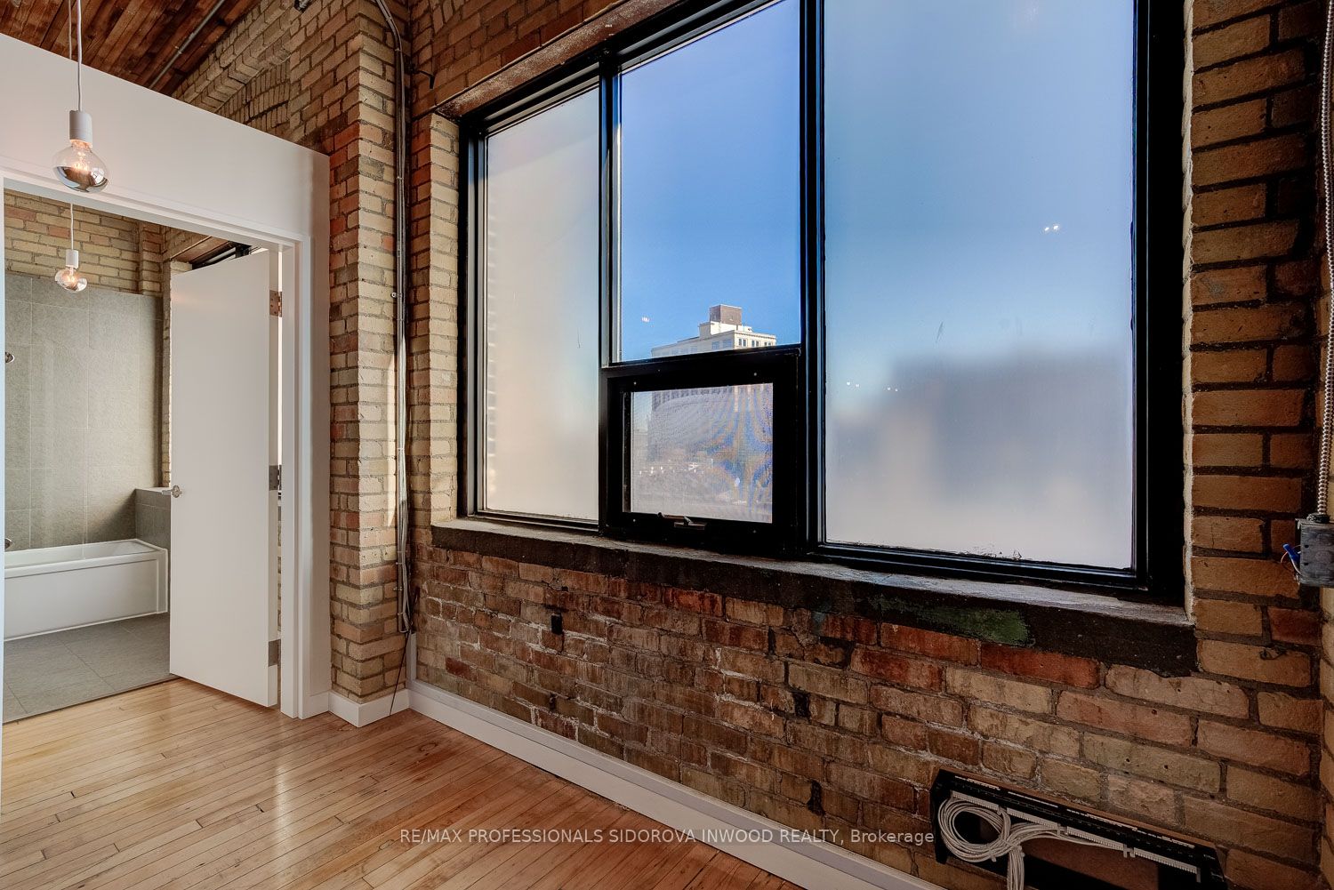 #201 - 25 Morrow Avenue Property Photo 5