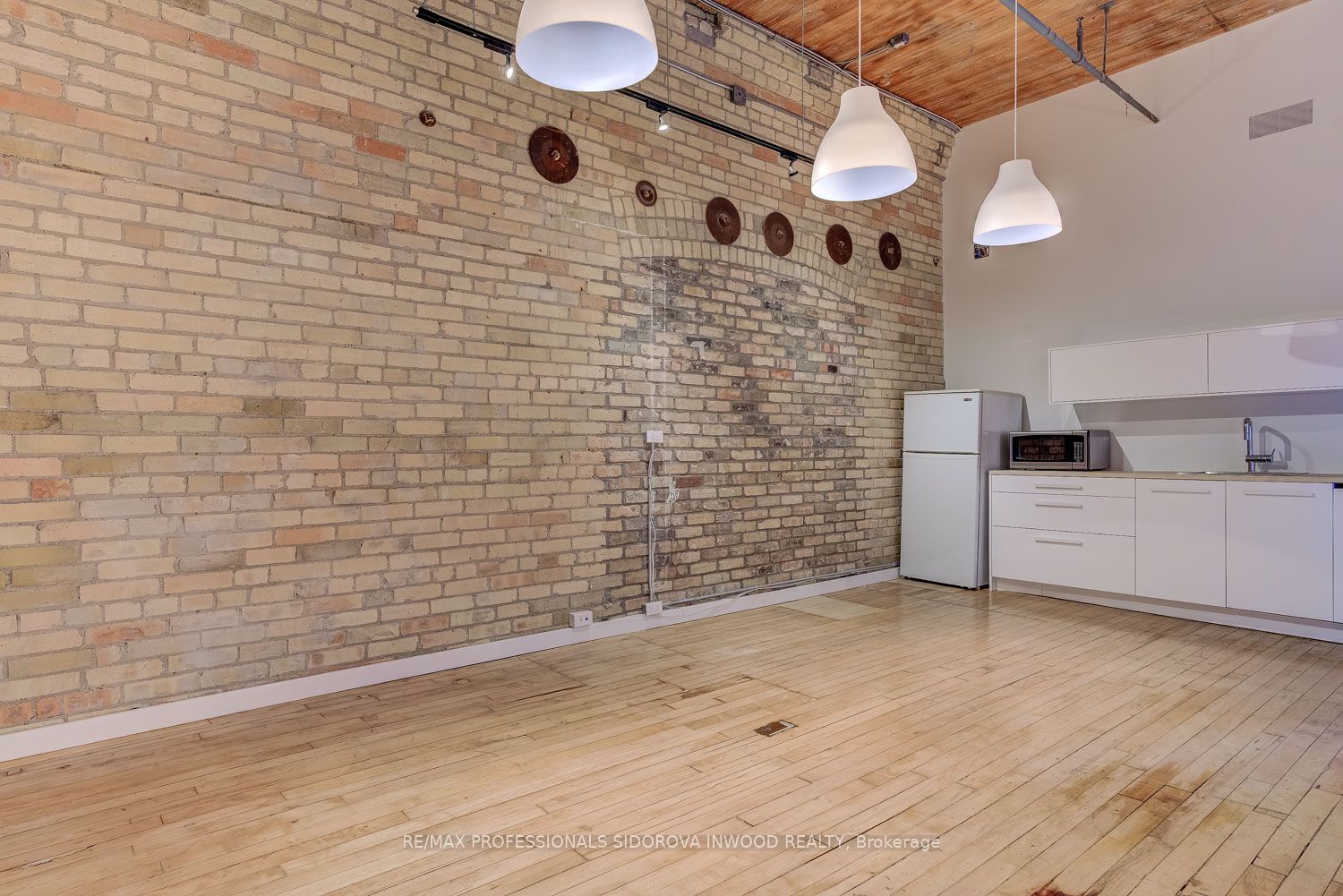 #201 - 25 Morrow Avenue Property Photo 12