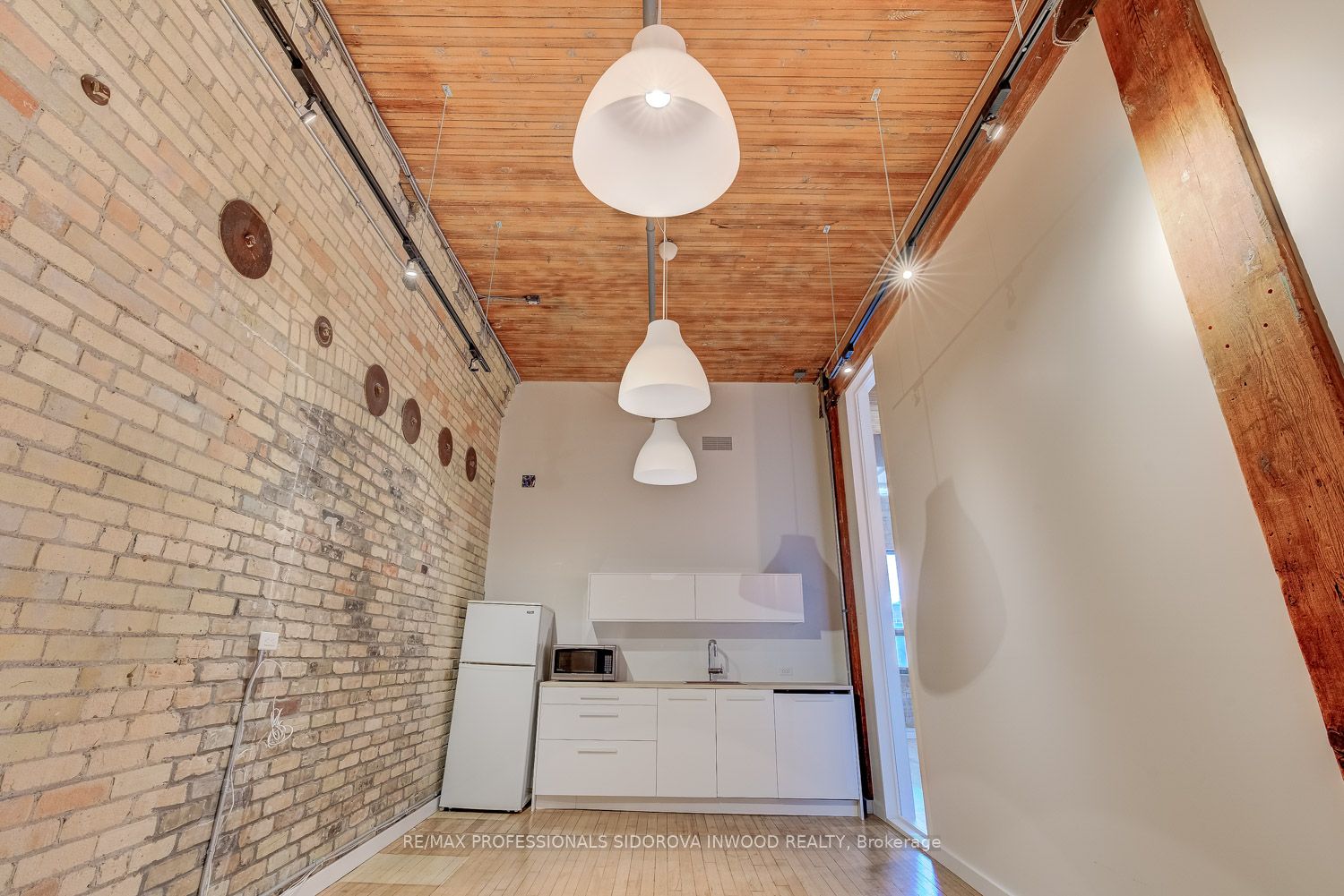 #201 - 25 Morrow Avenue Property Photo 18