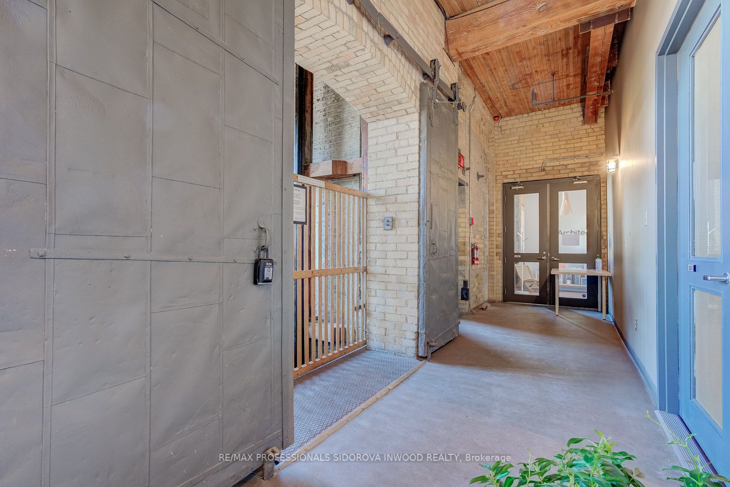 #201 - 25 Morrow Avenue Property Photo 22