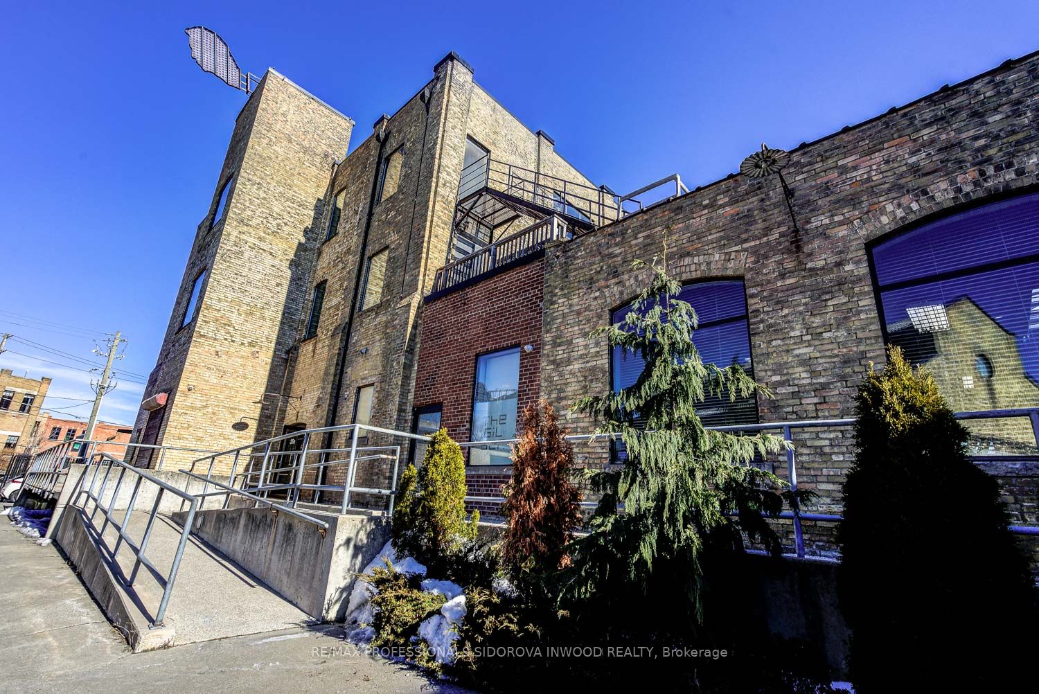 #201 - 25 Morrow Avenue Property Photo 28