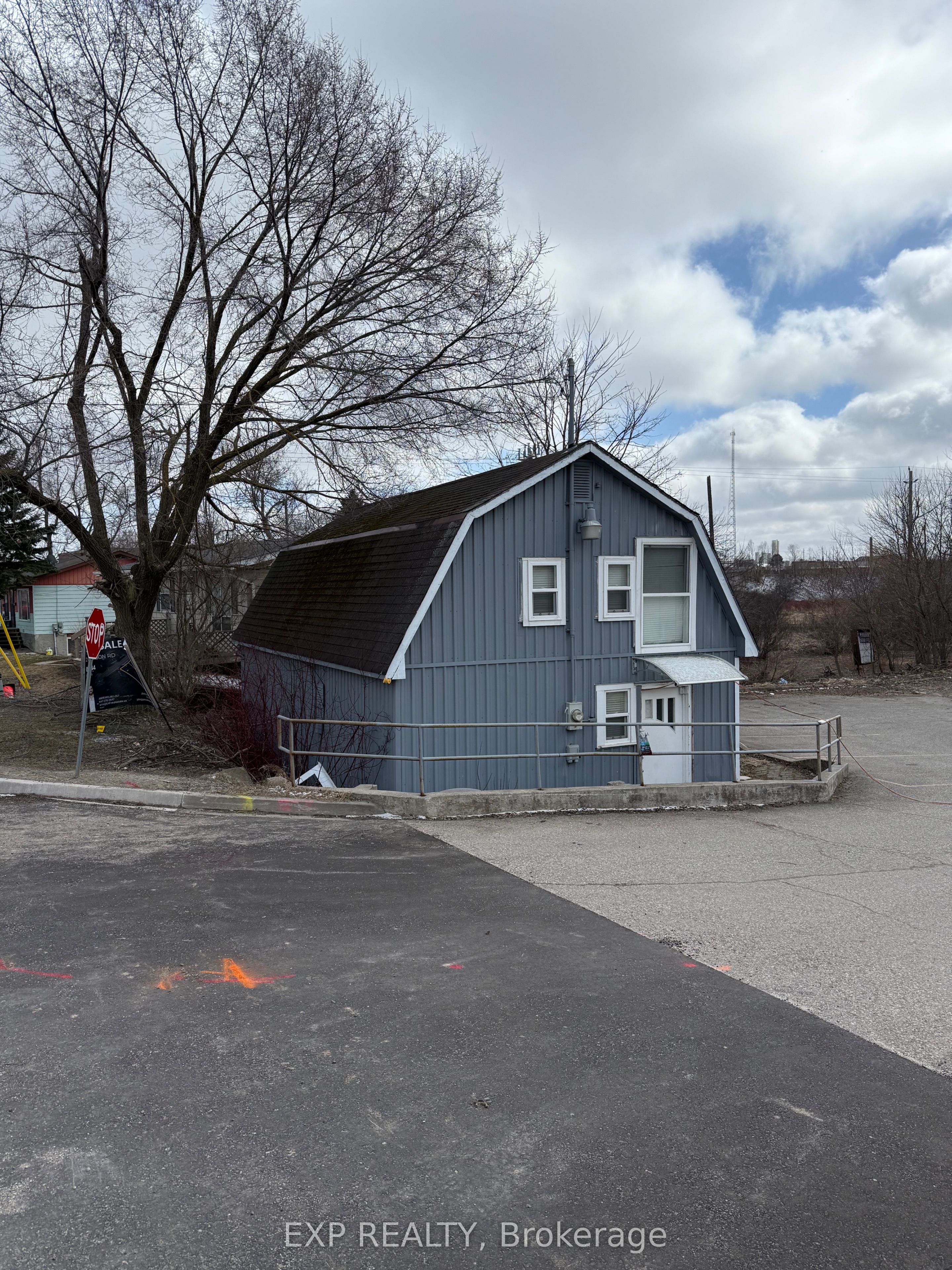 2 Dawson Road Property Photo 1