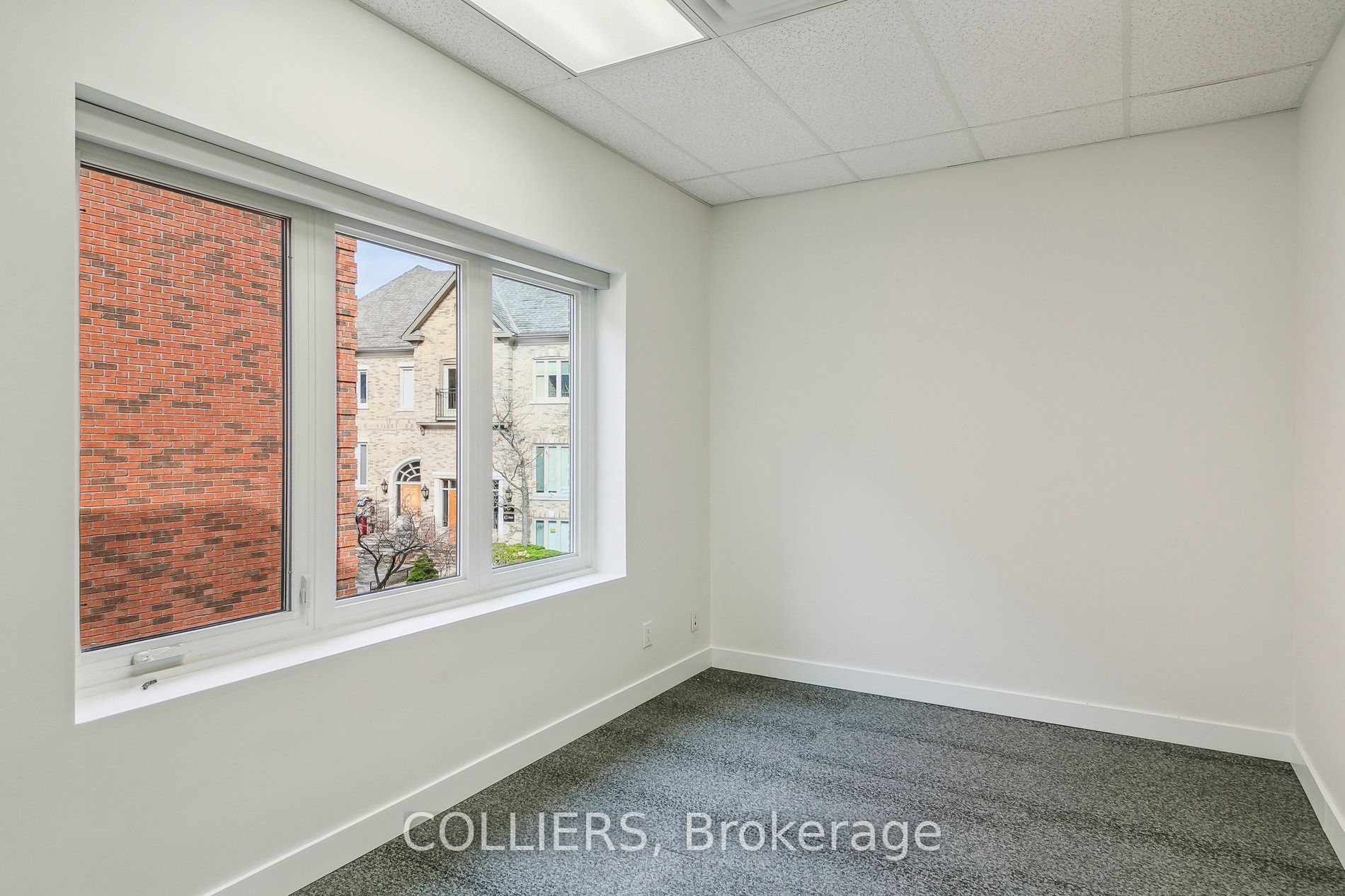 4284 Village Centre Ct Property Photo 16