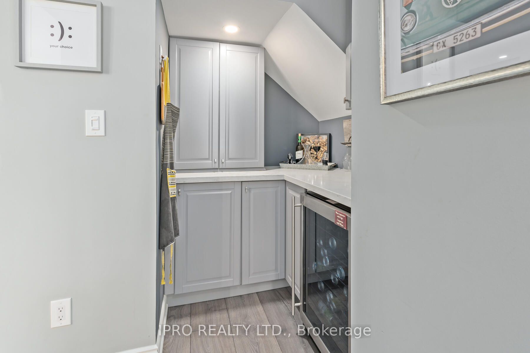 89 John St Property Photo 12