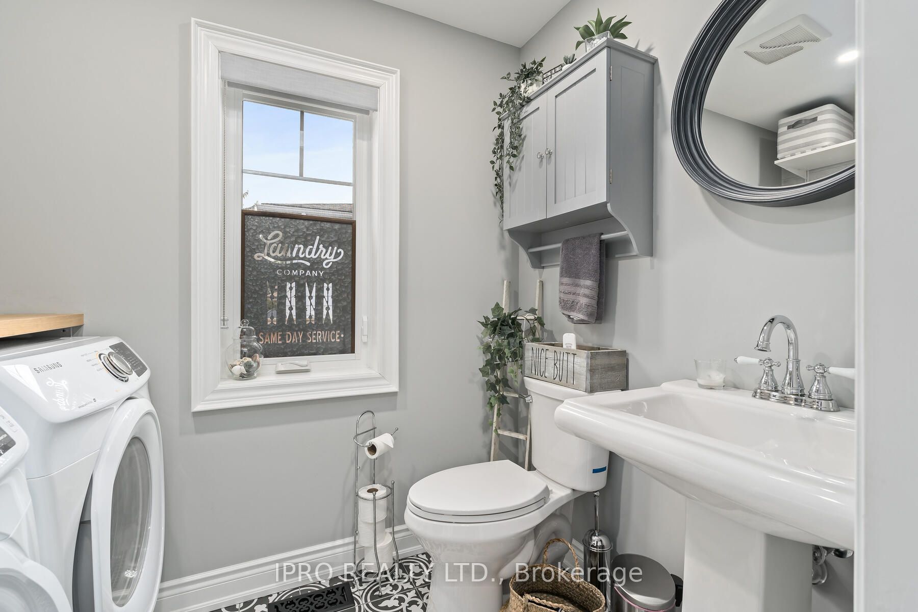 89 John St Property Photo 14
