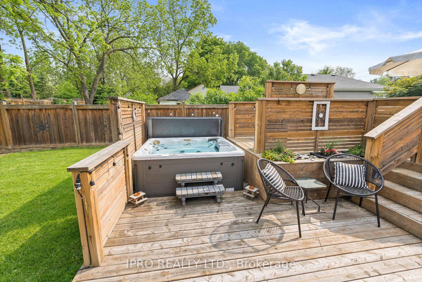 89 John St Property Photo 30
