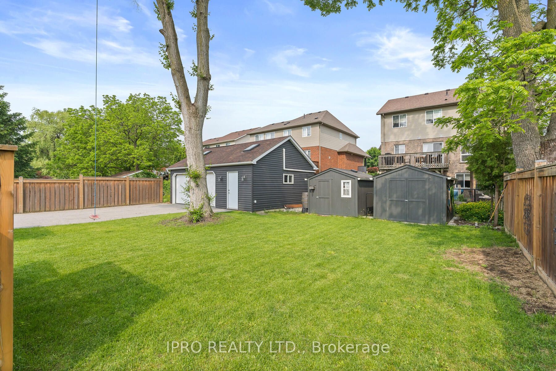 89 John St Property Photo 35