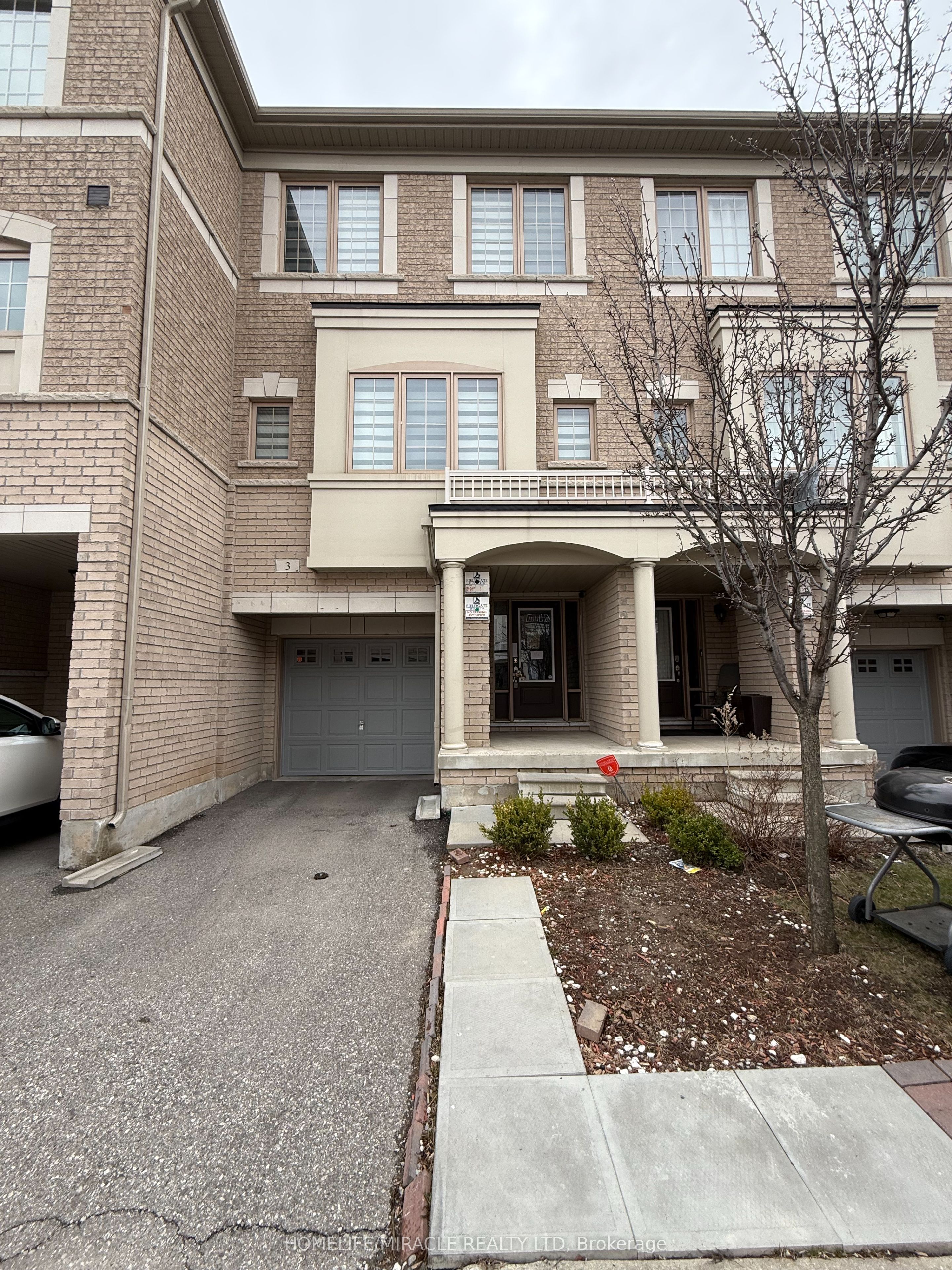 3 Abercove Close Property Photo 2