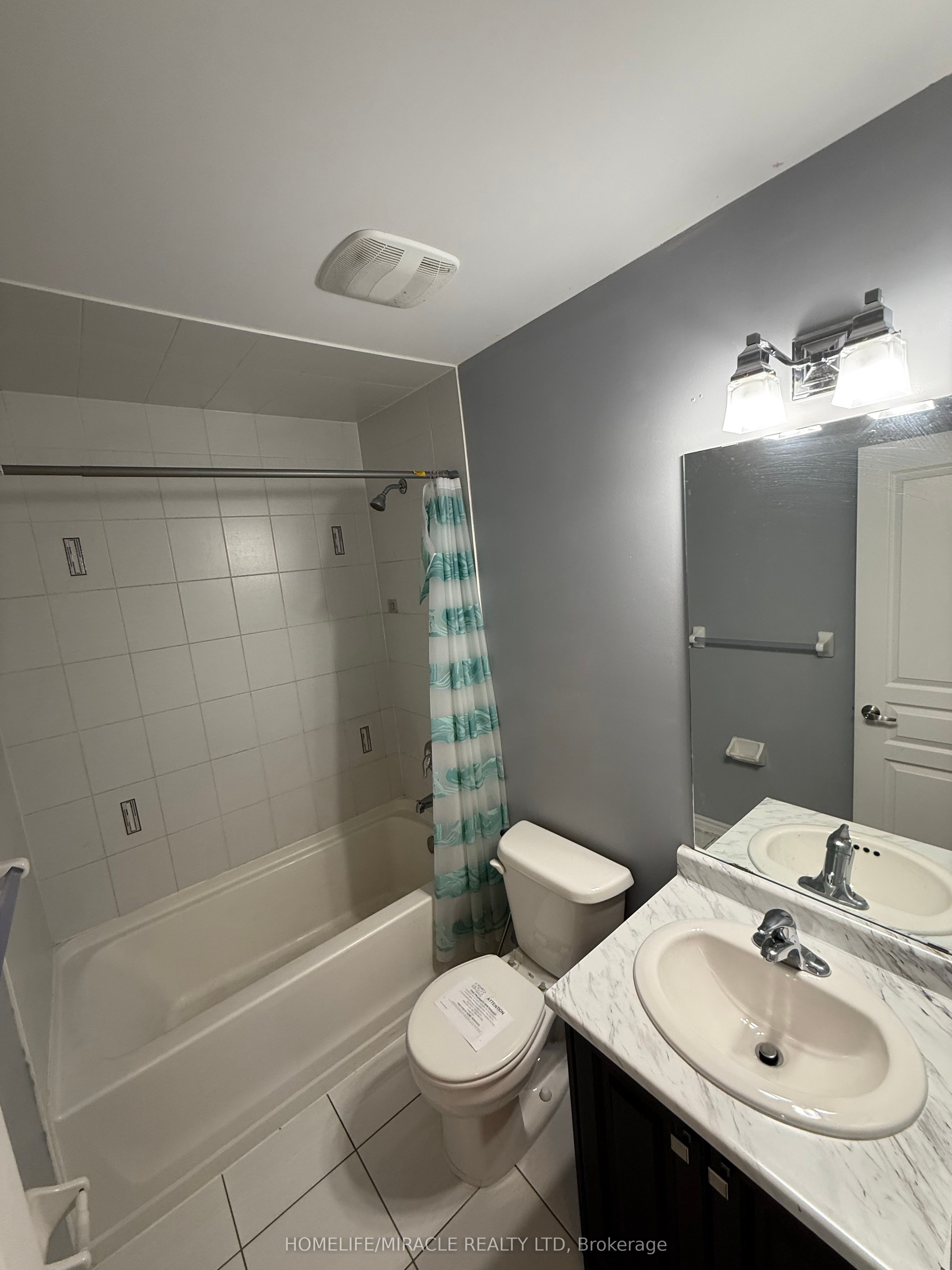 3 Abercove Close Property Photo 22