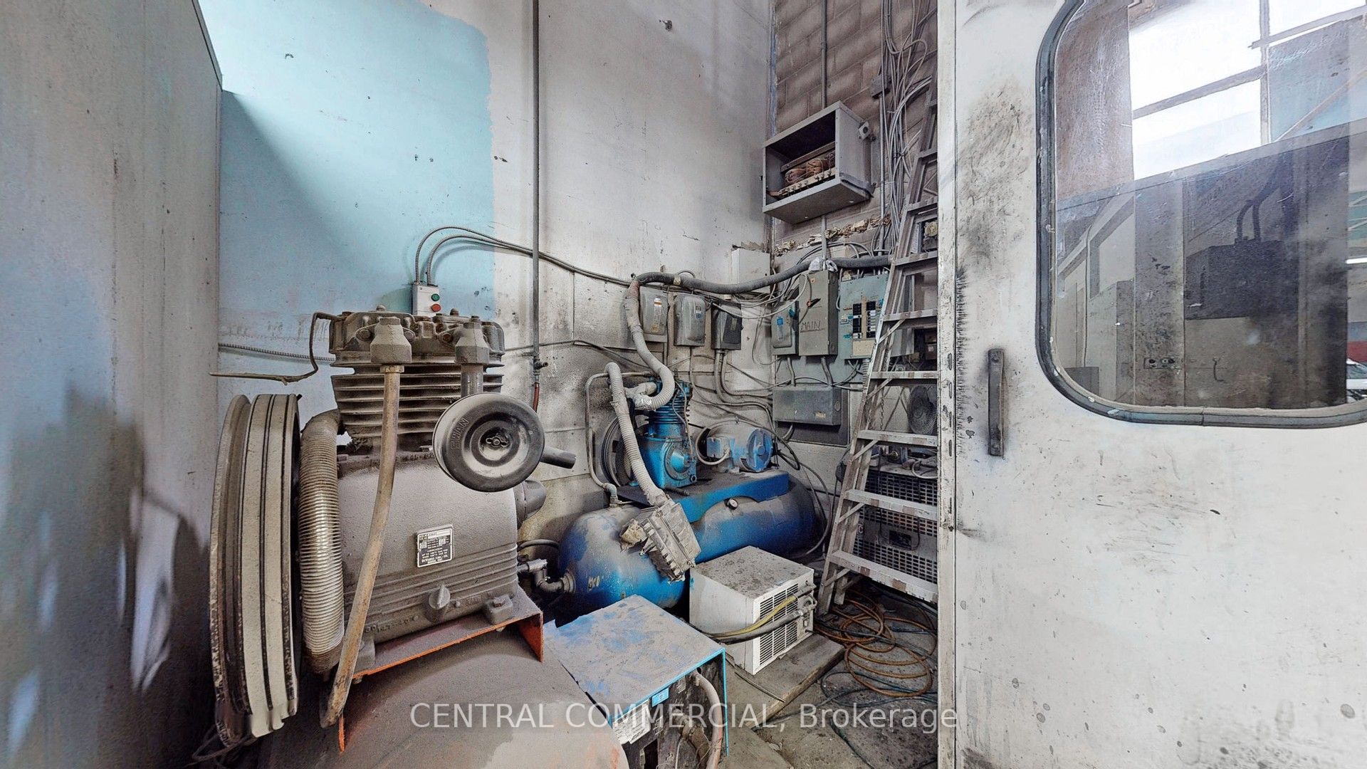 51 Toro Road Property Photo 10