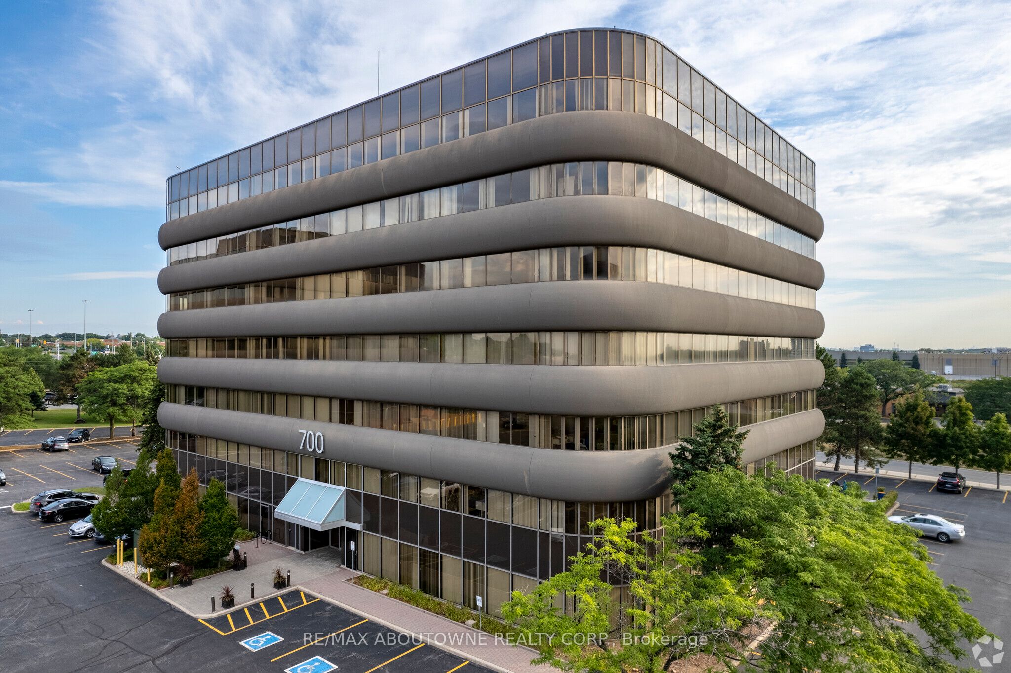 #601 - 700 Dorval Drive Property Photo 1