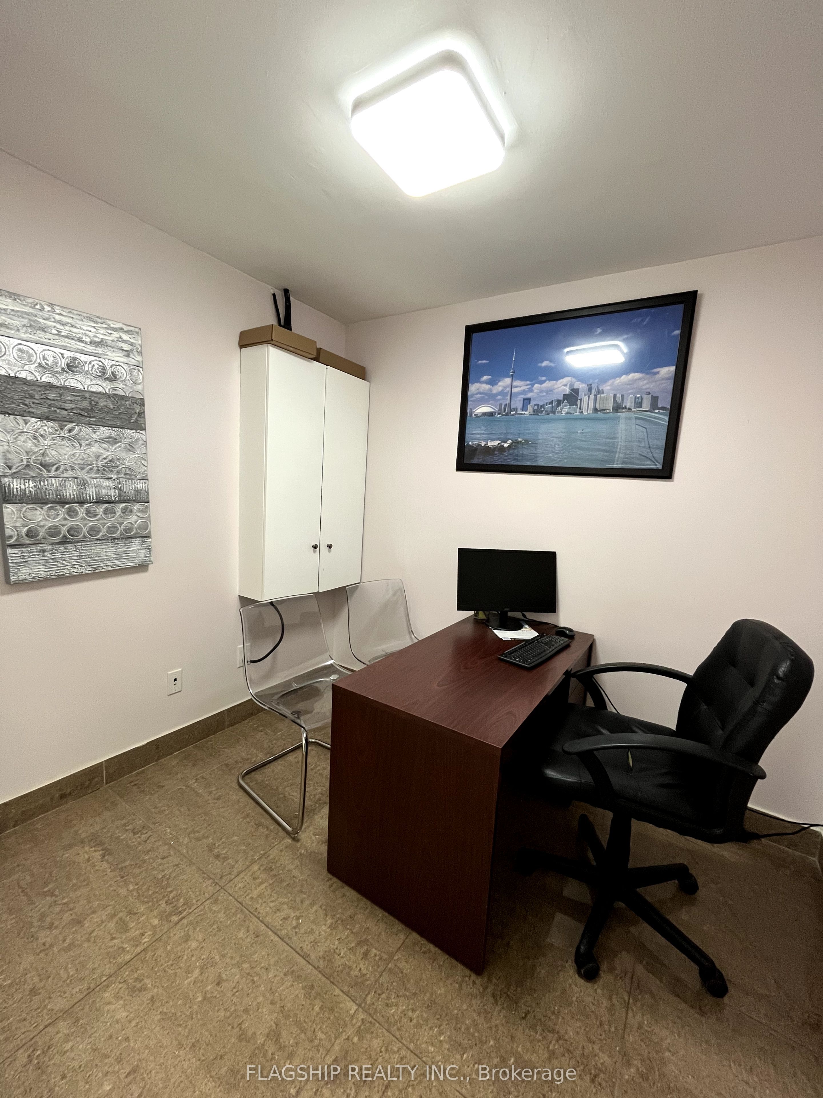 #5 - 341 Parkhurst Square Property Photo 11