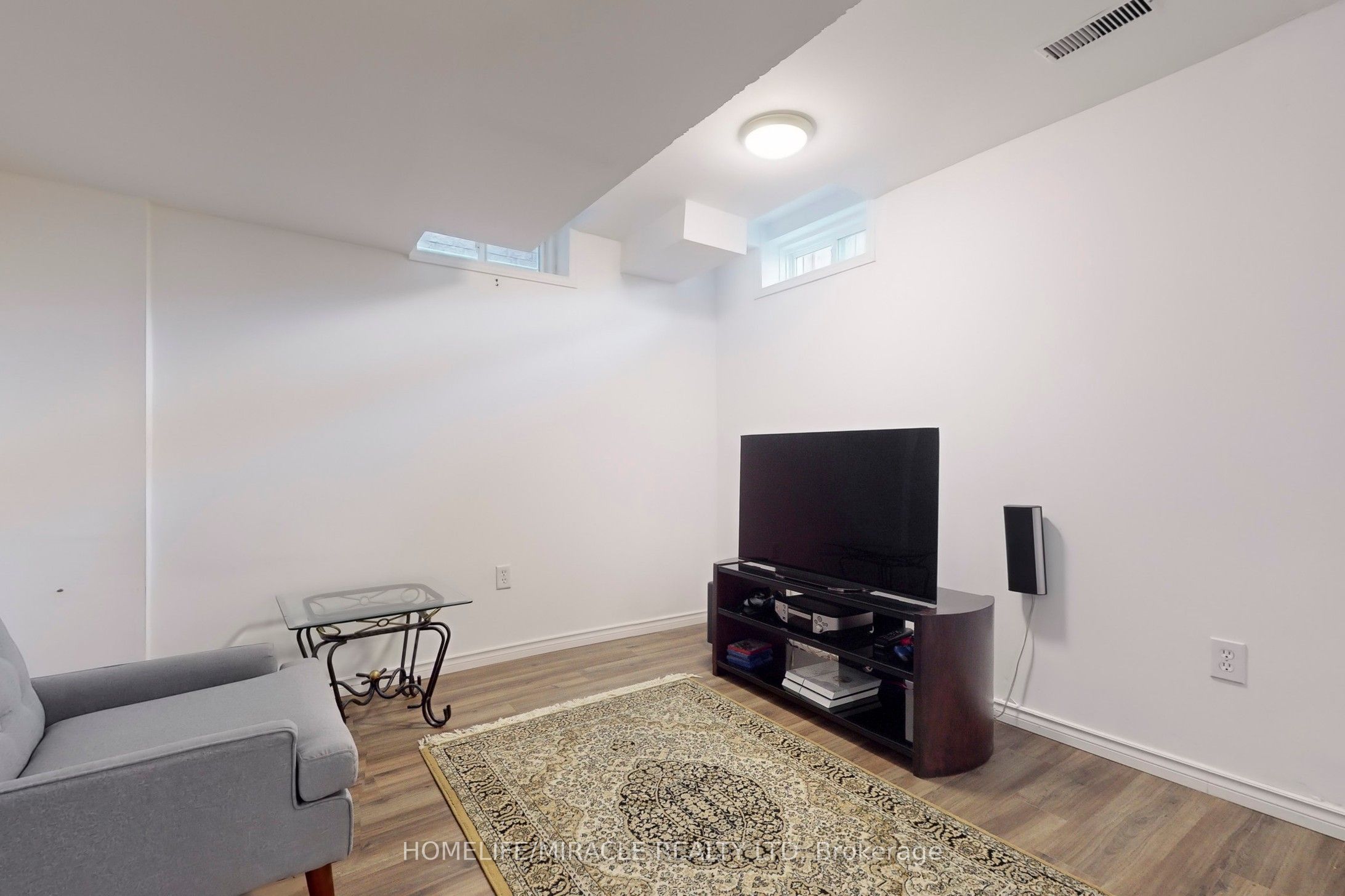 3343 Cline Street Property Photo 29