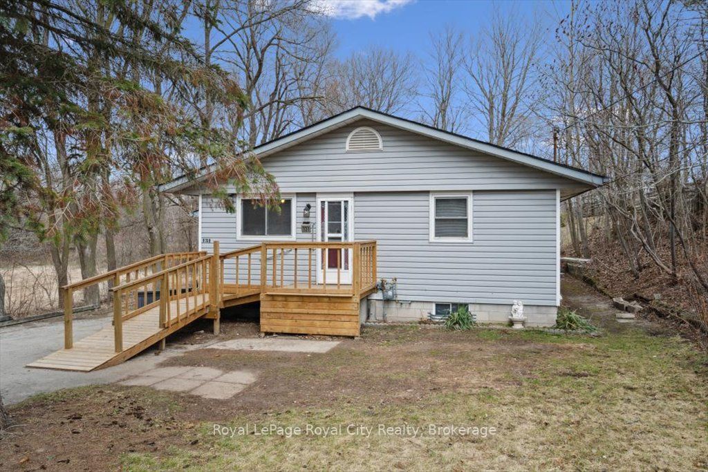 131 Main Street Property Photo