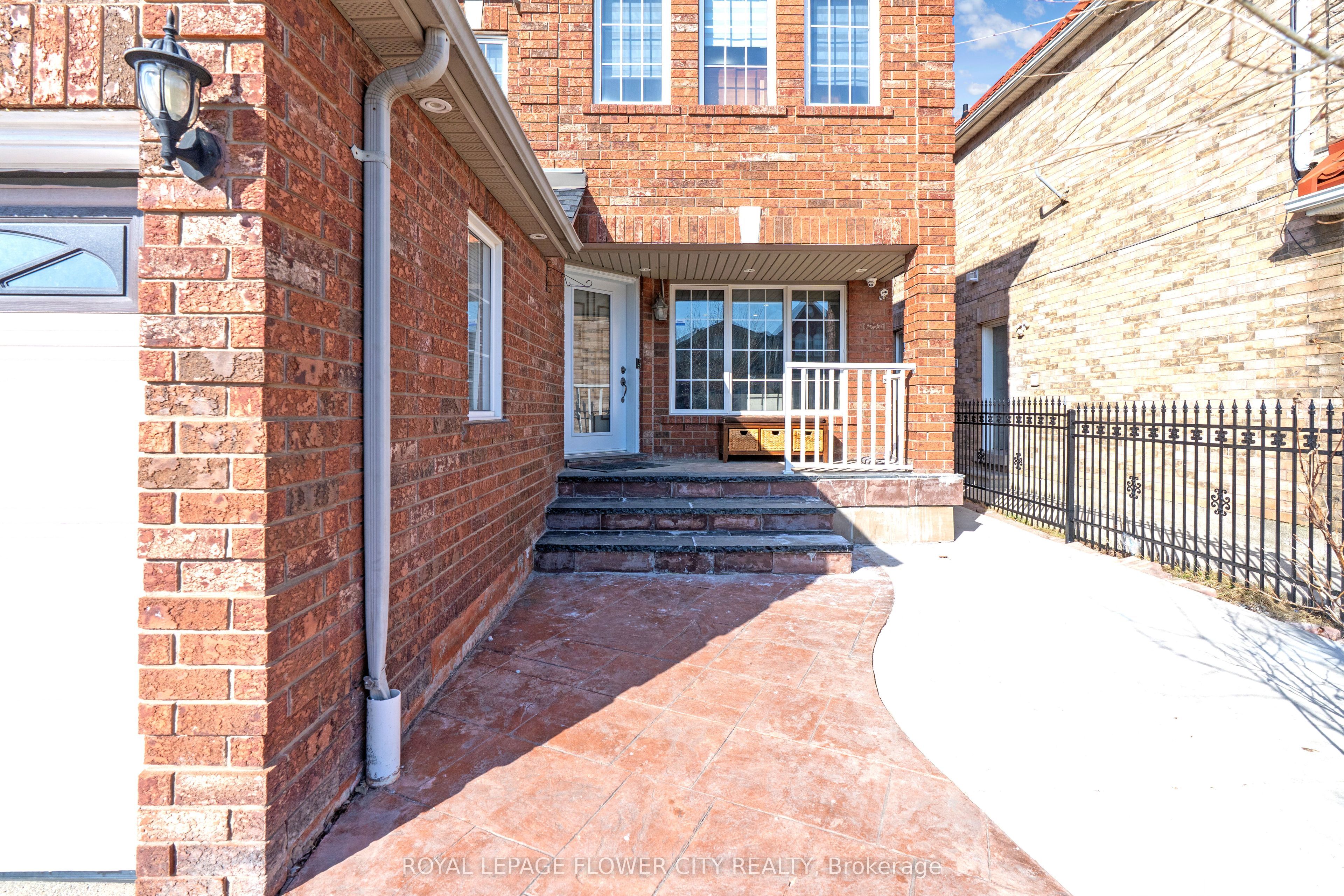 47 Ribbon Drive Property Photo 2