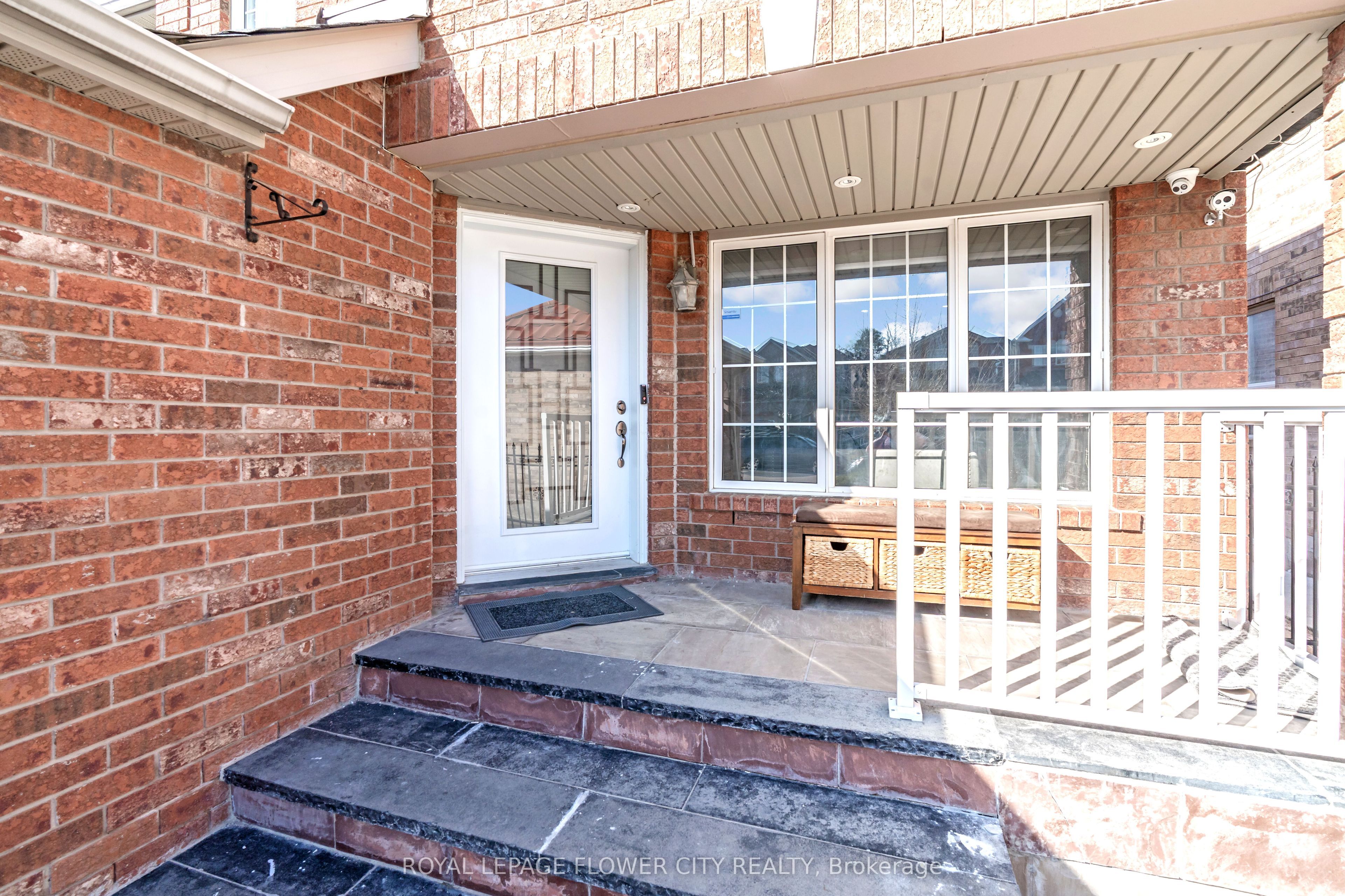 47 Ribbon Drive Property Photo 3