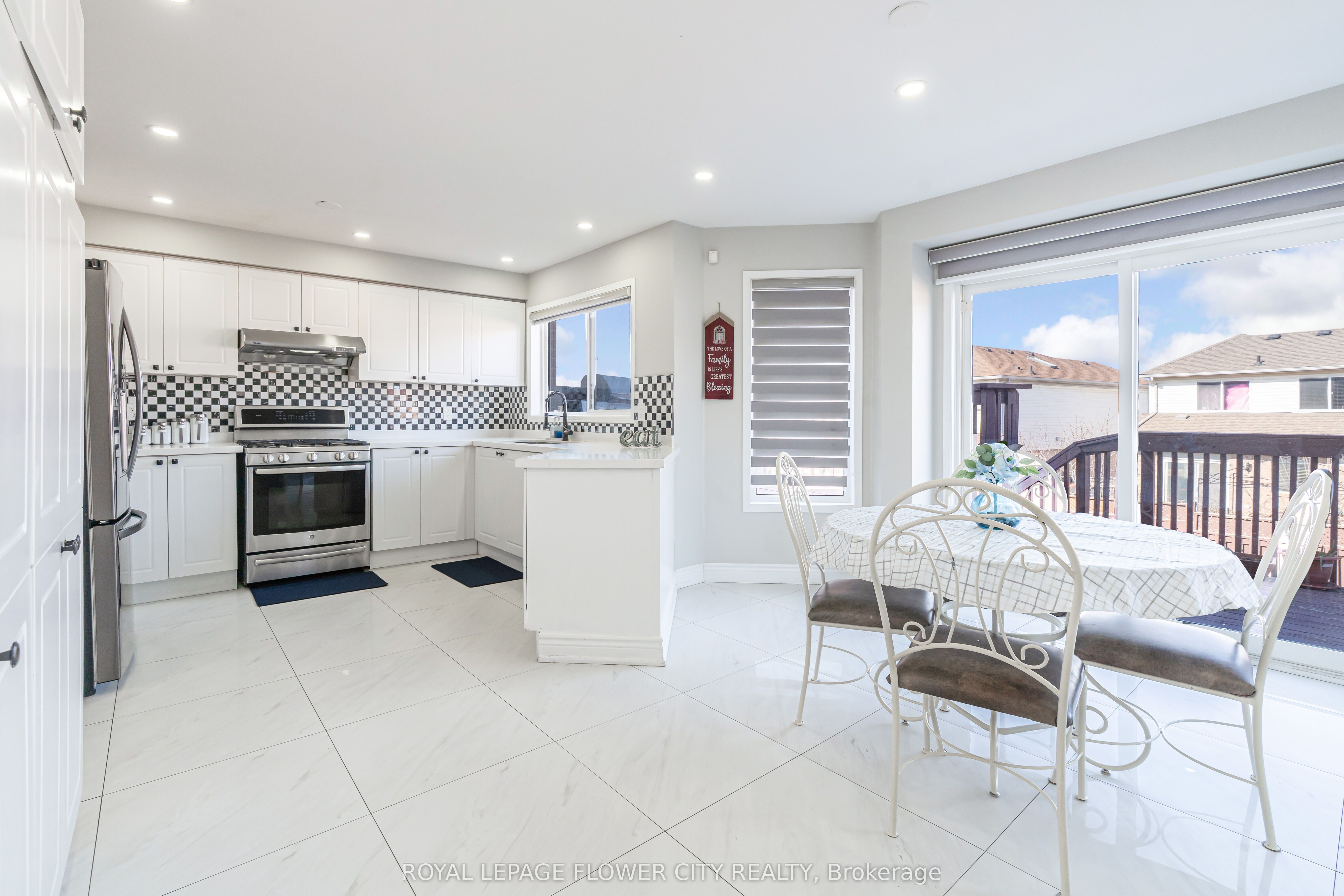 47 Ribbon Drive Property Photo 11