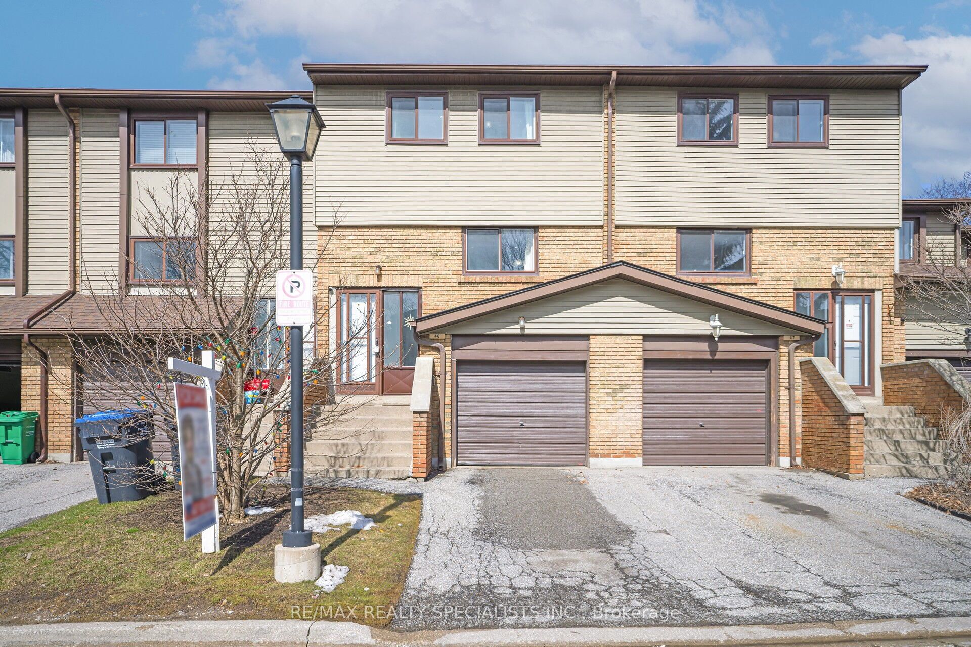 46 Carleton Place Property Photo 1