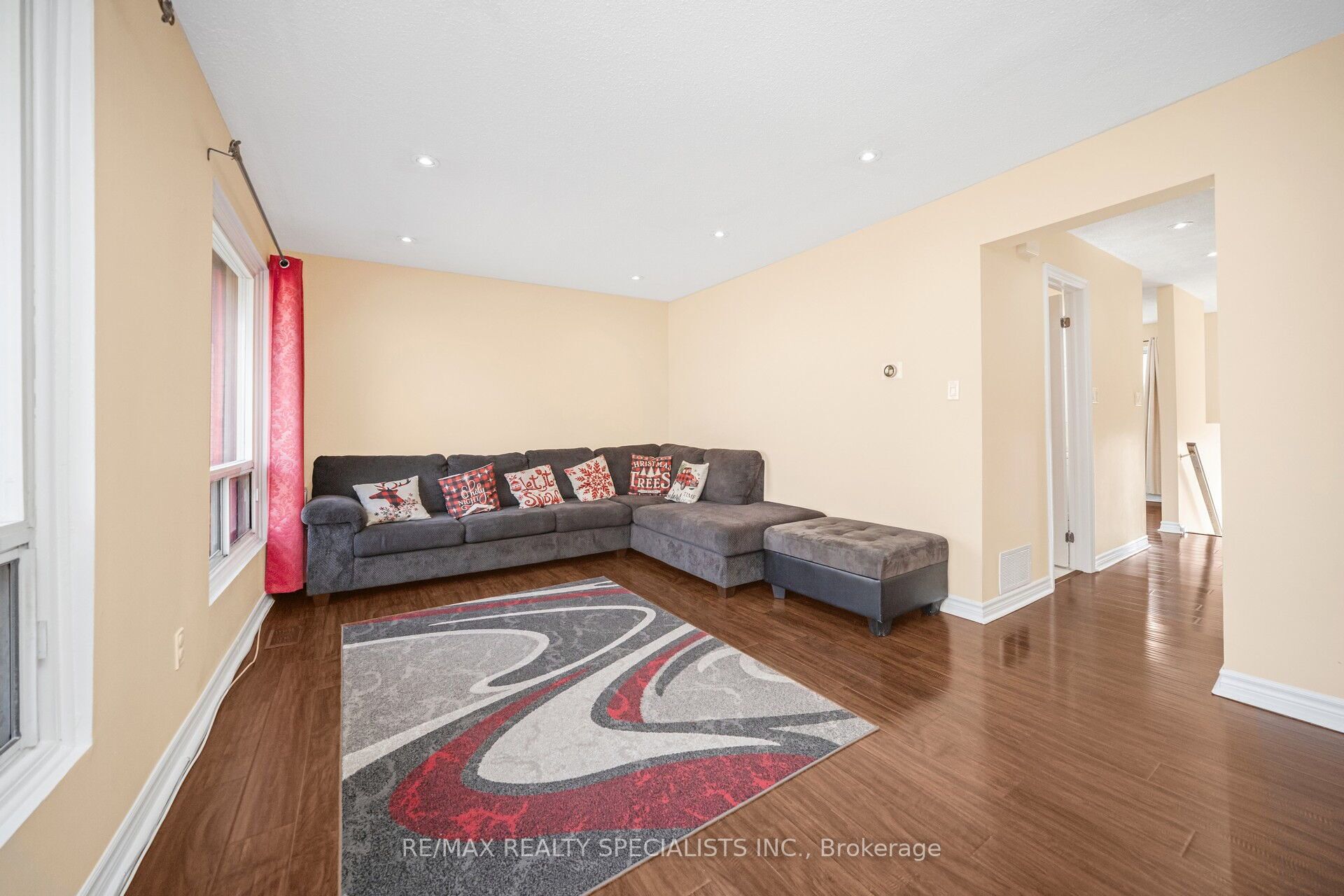46 Carleton Place Property Photo 8