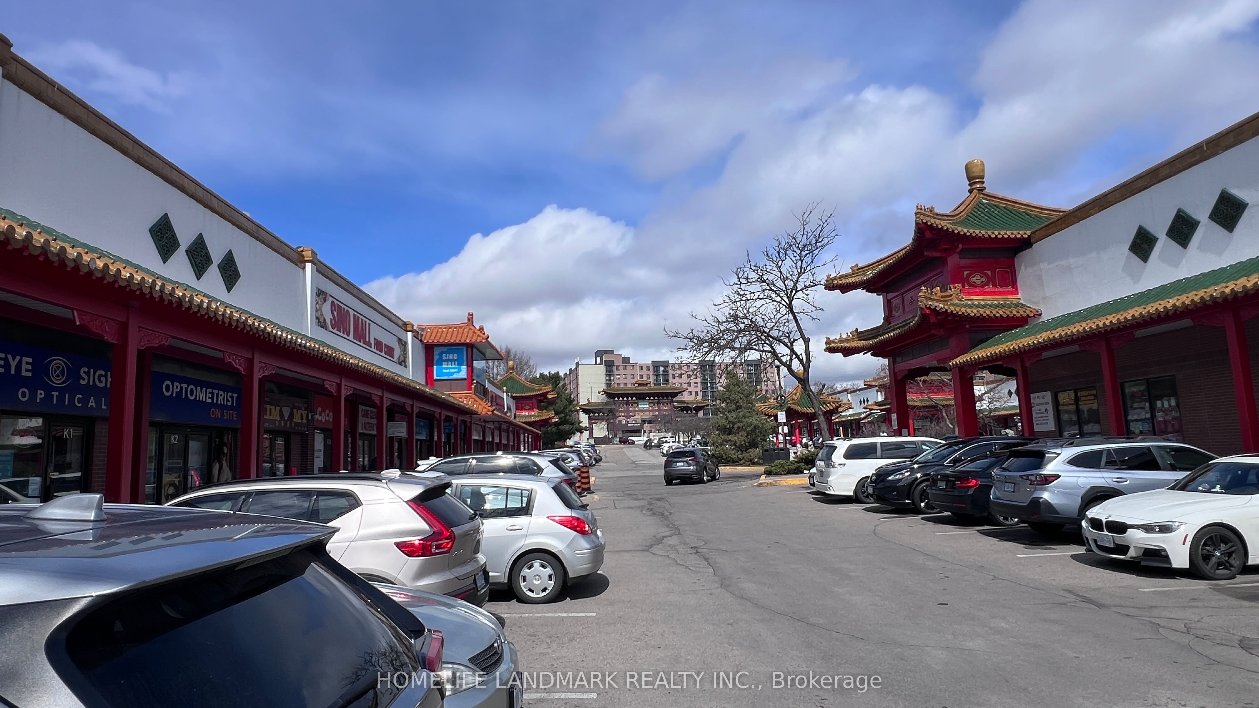 #e11 - 888 Dundas Street Property Photo 5