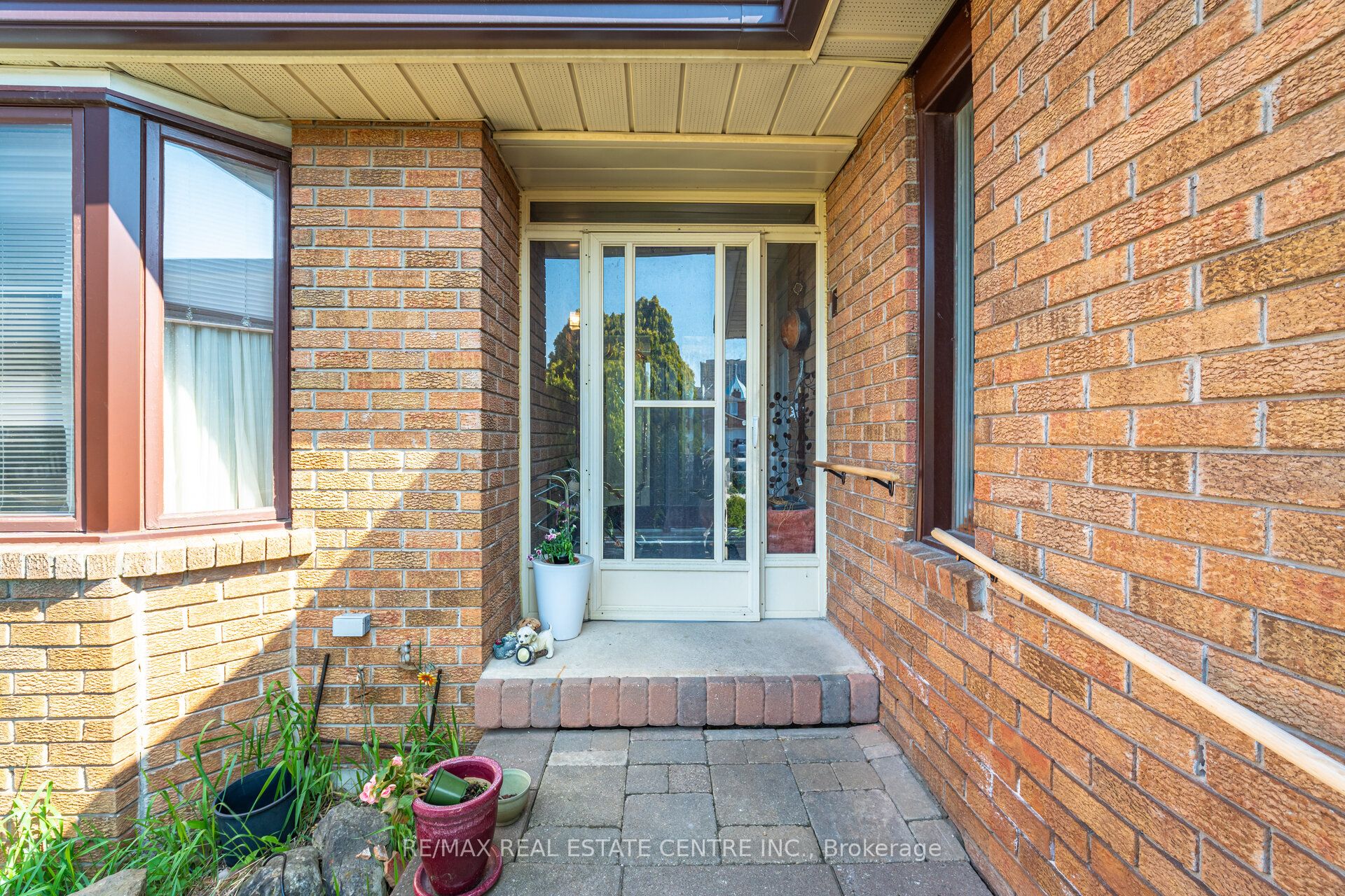262 Boxmoor Place Property Photo 4