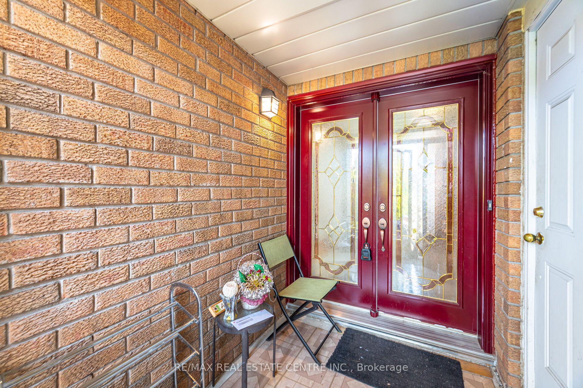 262 Boxmoor Place Property Photo 5