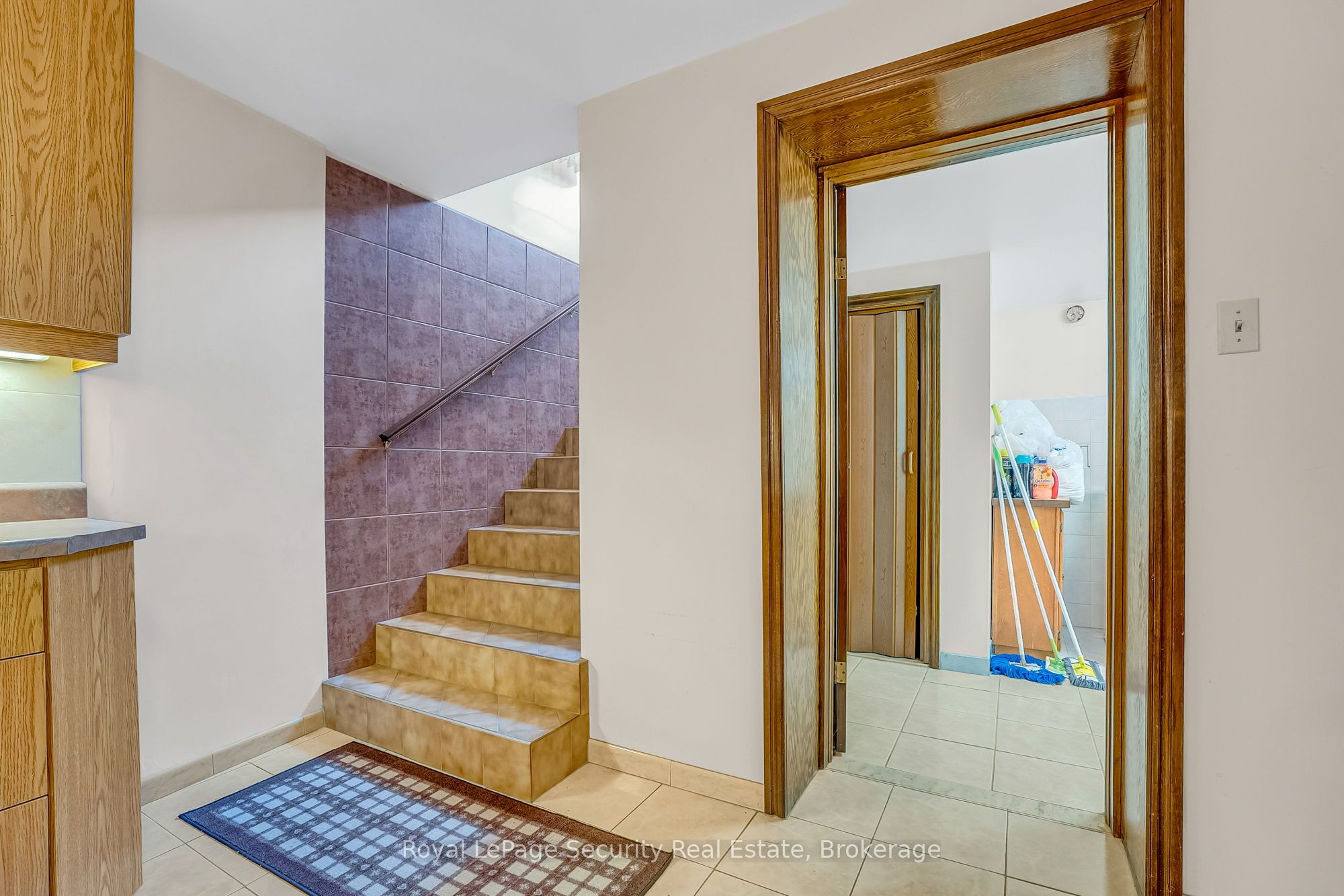 27 Mulholland Avenue Property Photo 45