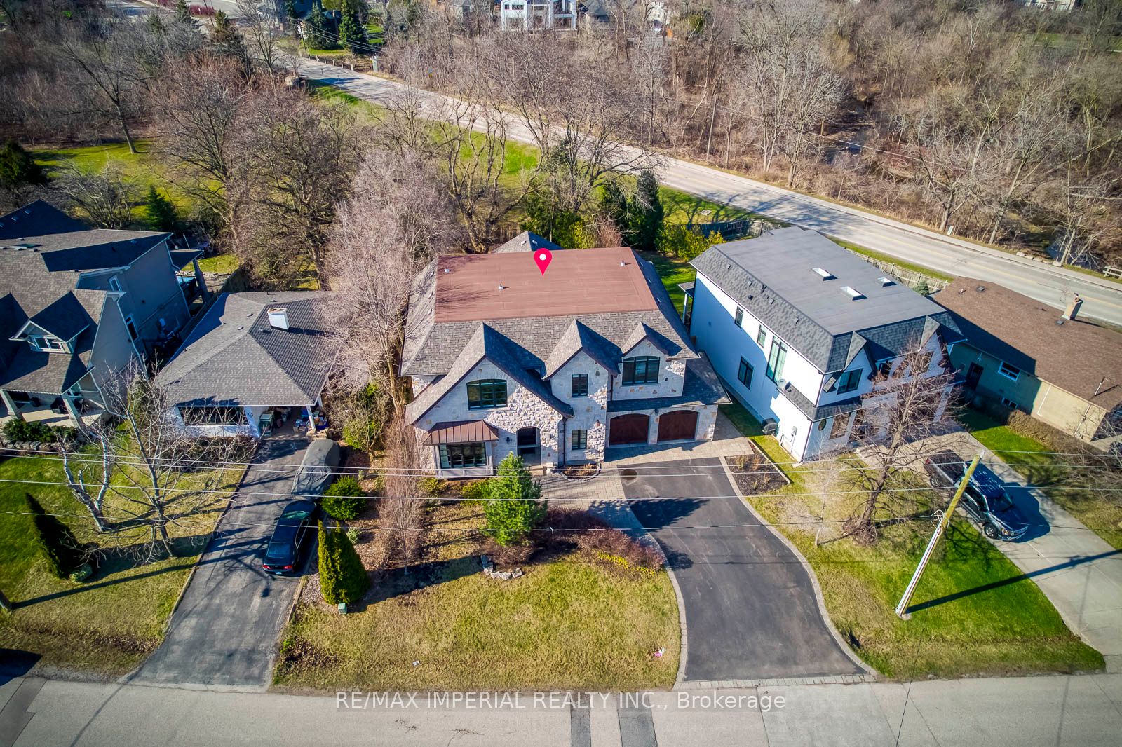 409 Valley Drive Property Photo