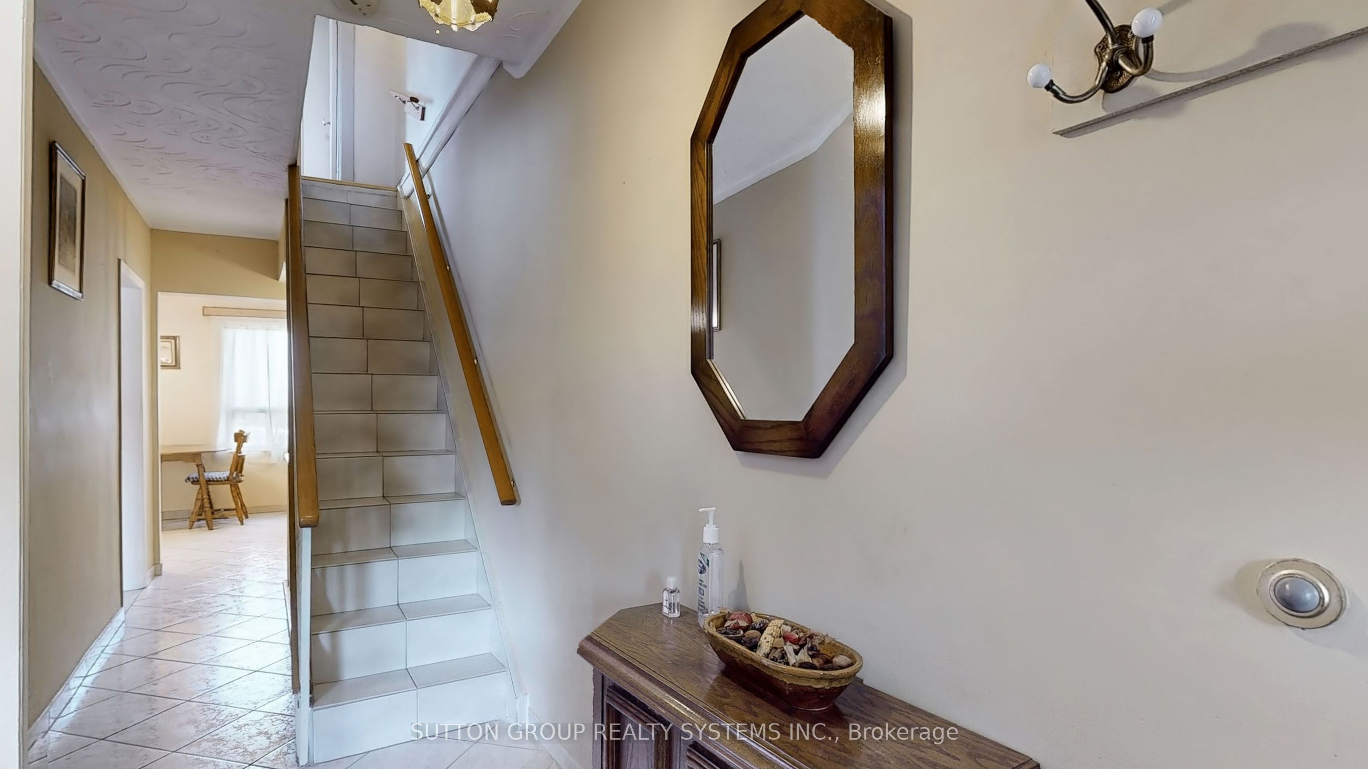 34 Gilbert Avenue Property Photo 10