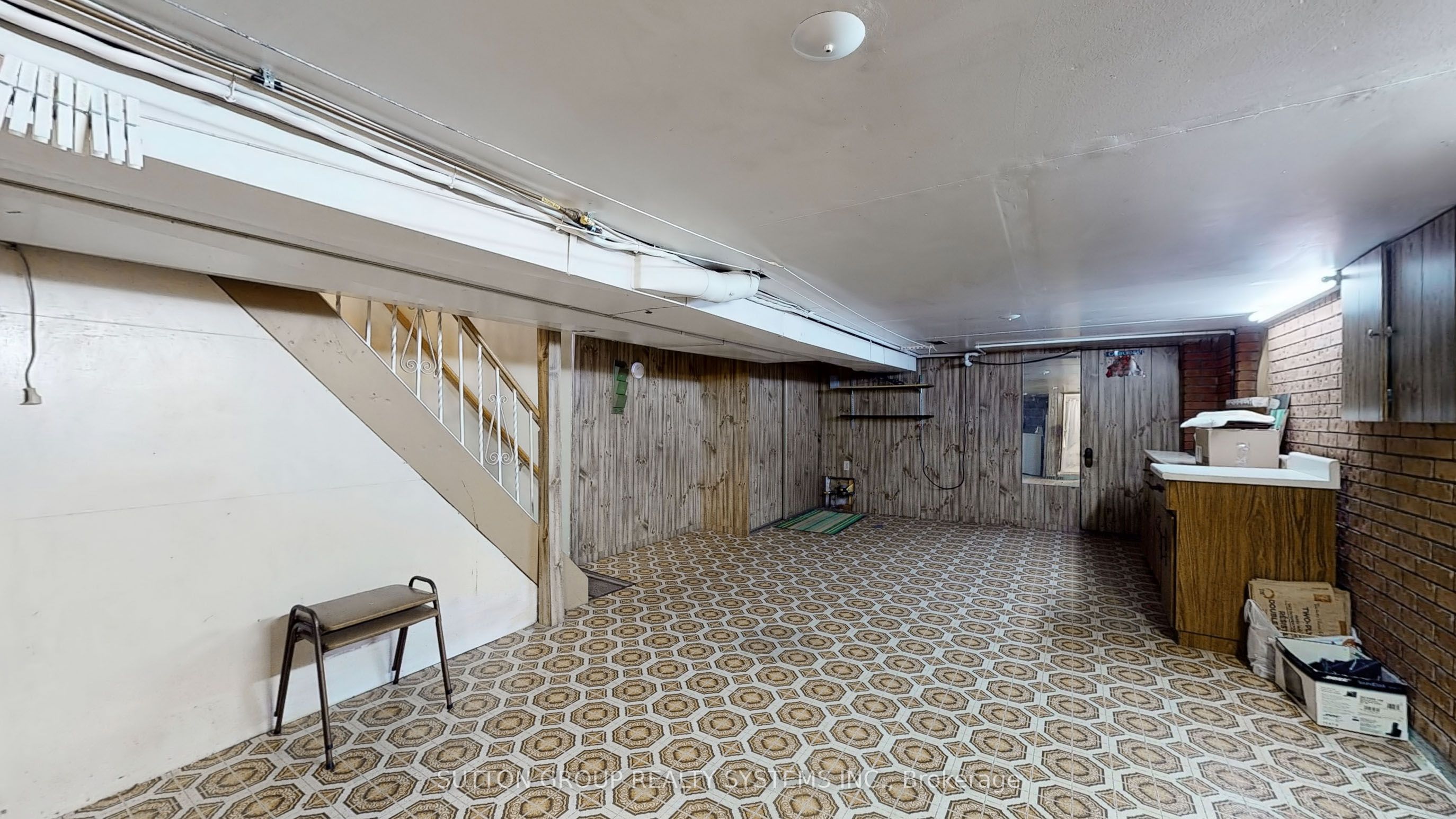 34 Gilbert Avenue Property Photo 16