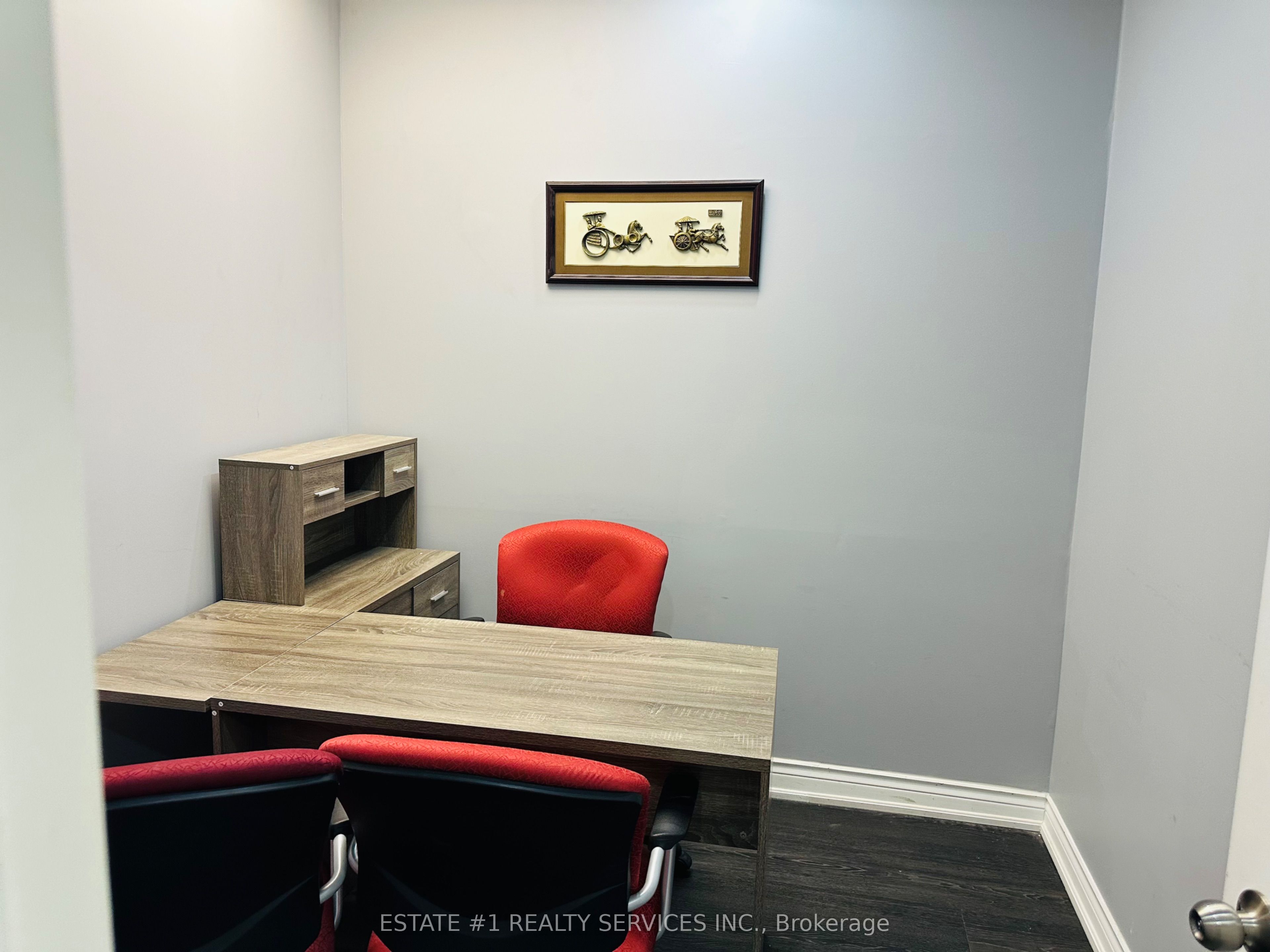 #211 - 2359 Royal Windsor Drive Property Photo 5