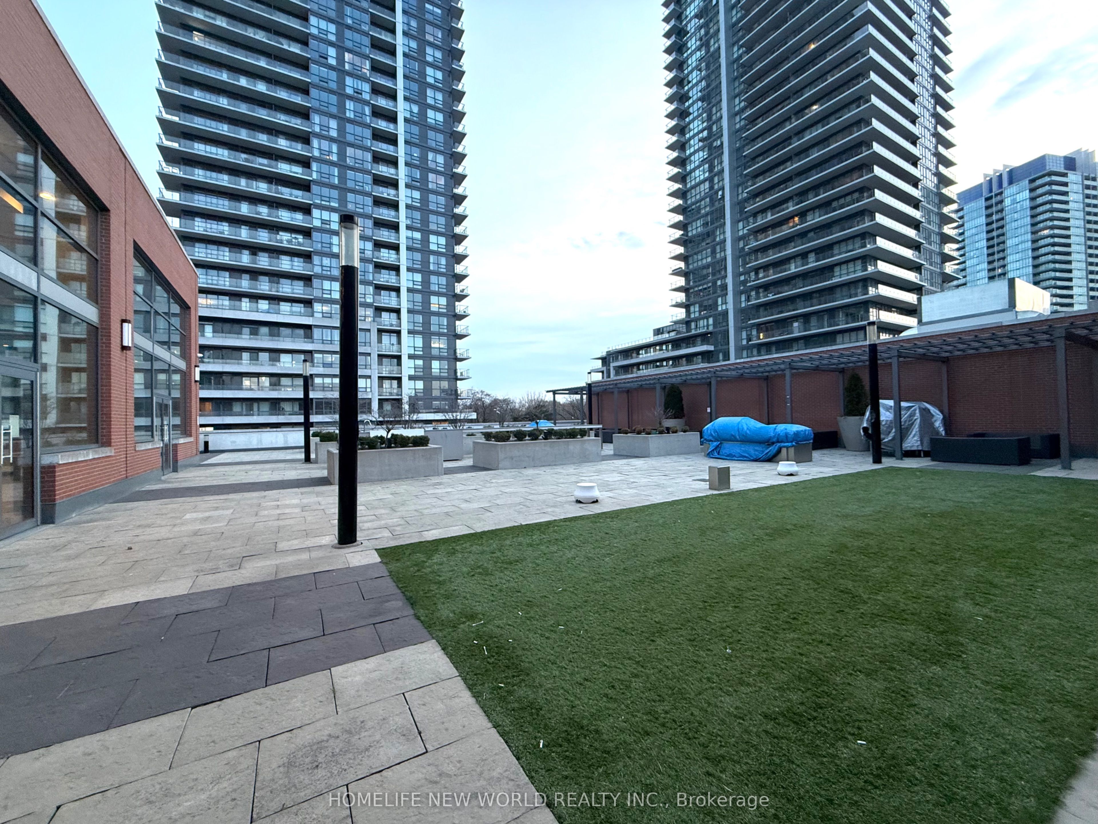 #908 - 2200 Lake Shore Boulevard Property Photo 32
