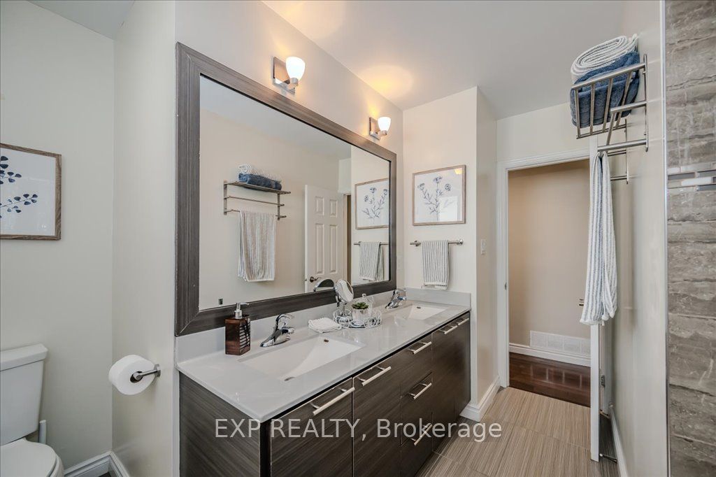 4 Buckley Crescent Property Photo 14