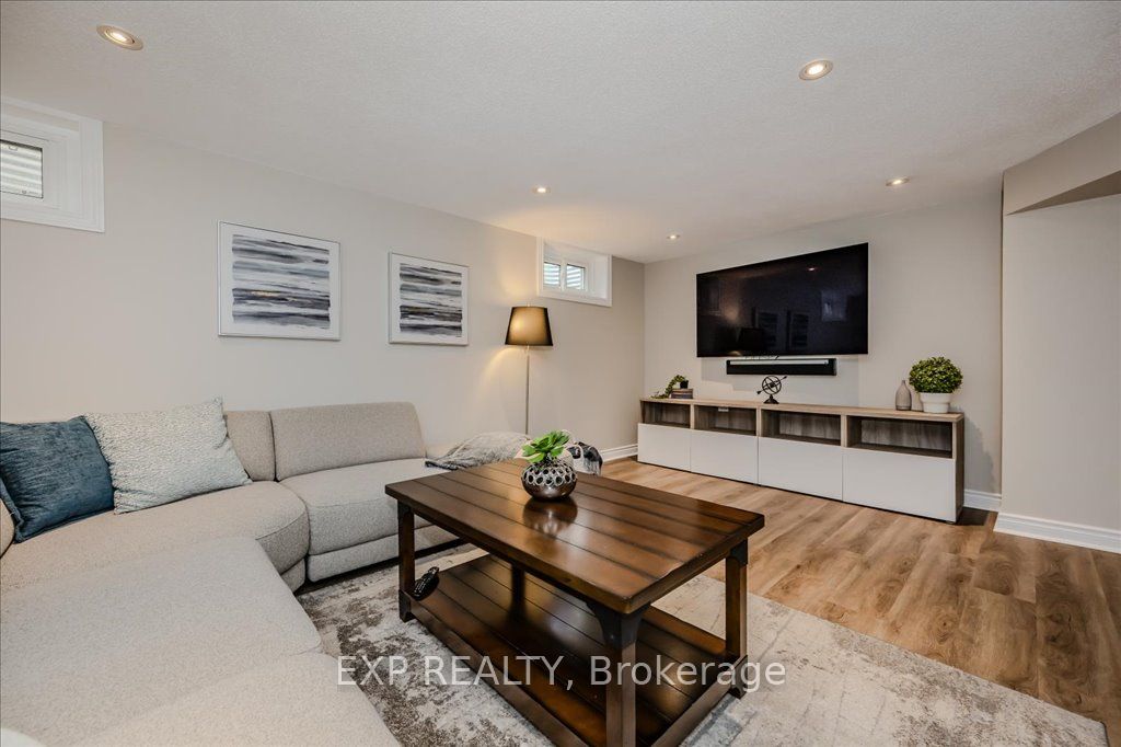 4 Buckley Crescent Property Photo 15