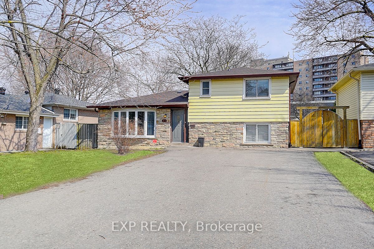 11 Tullamore Road Property Photo 2