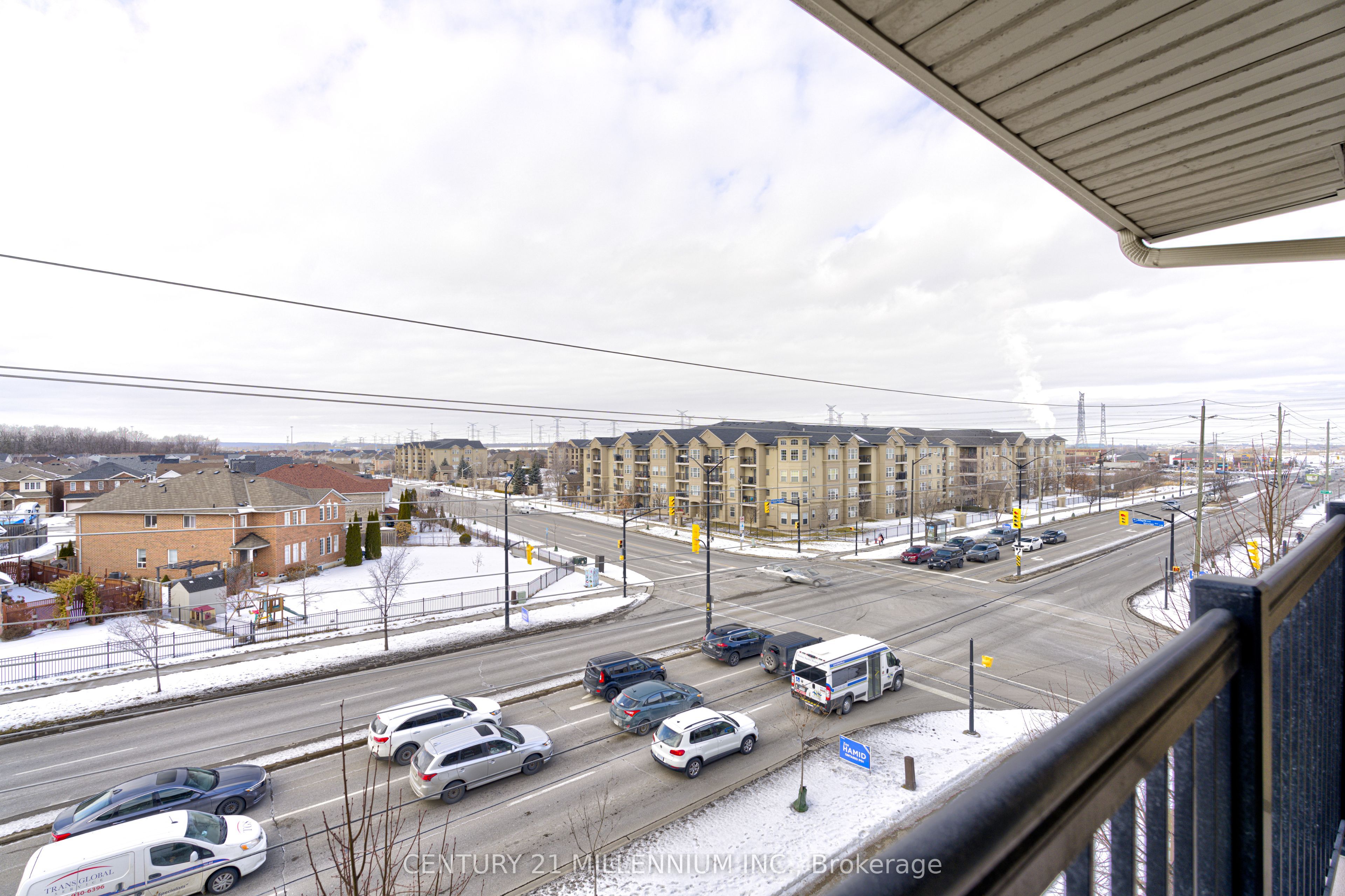 #407 - 1380 Main Street Property Photo 24