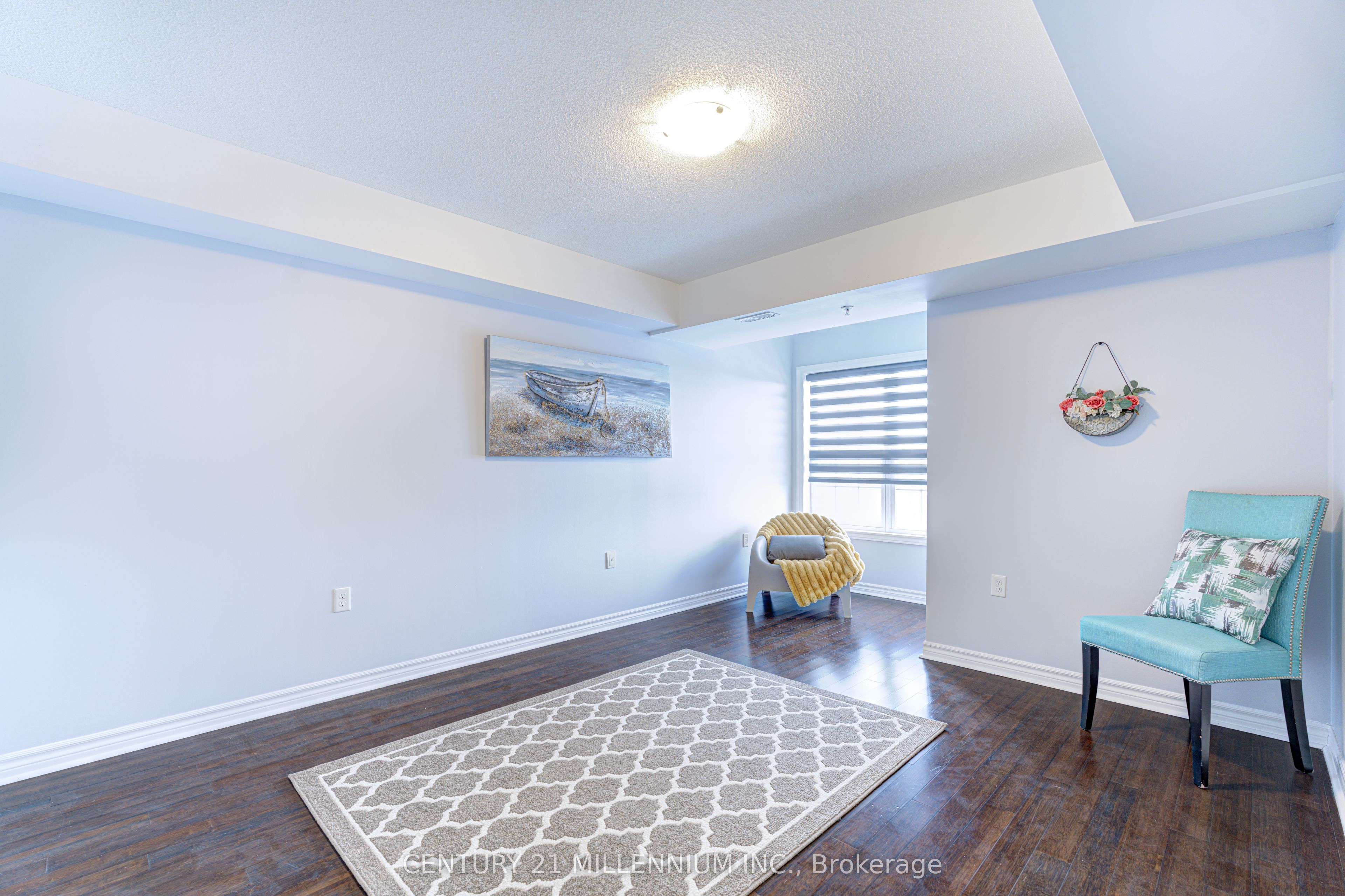 #407 - 1380 Main Street Property Photo 31