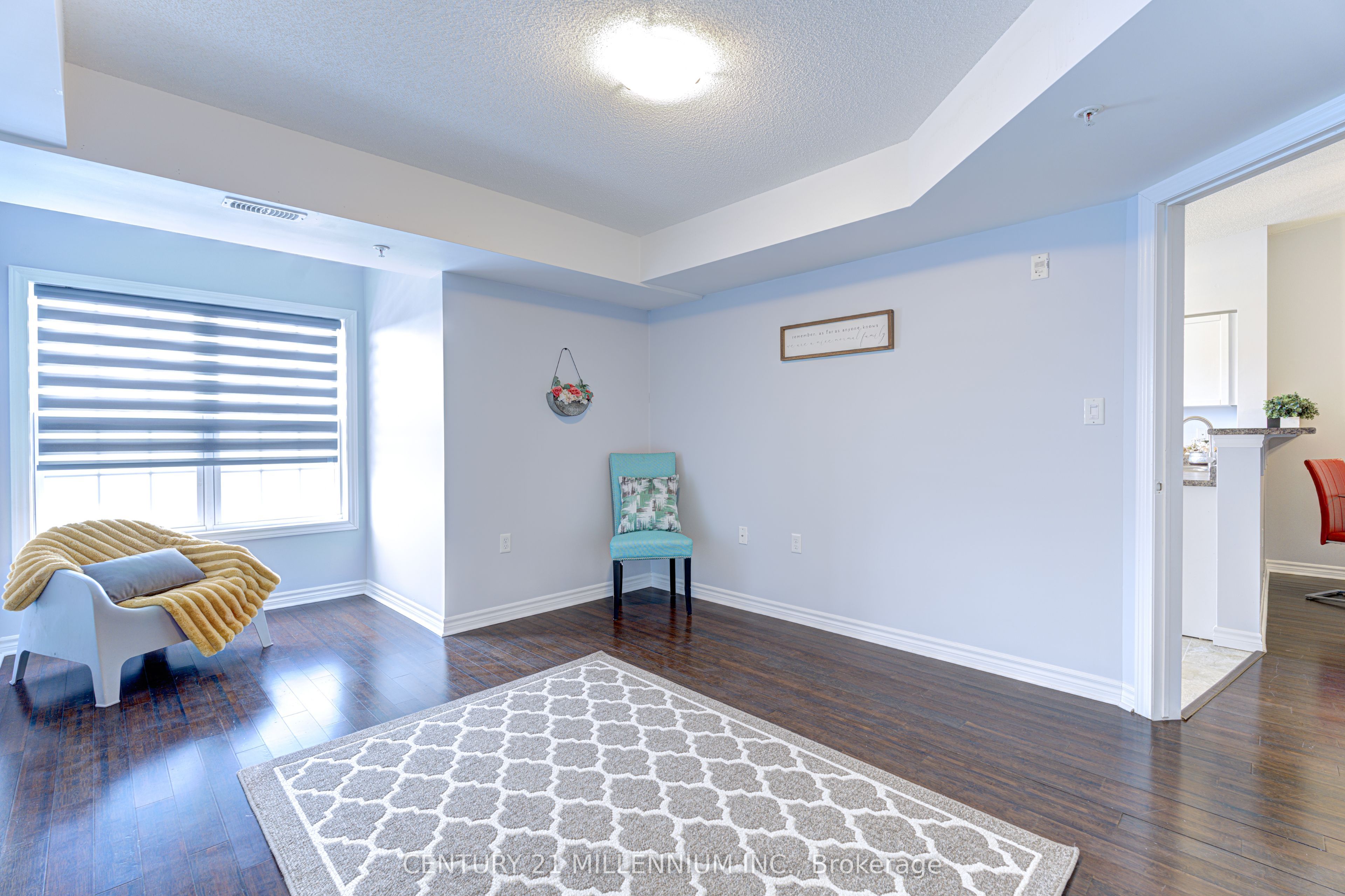 #407 - 1380 Main Street Property Photo 33