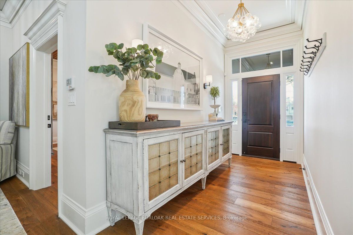524 Locust Street Property Photo 4