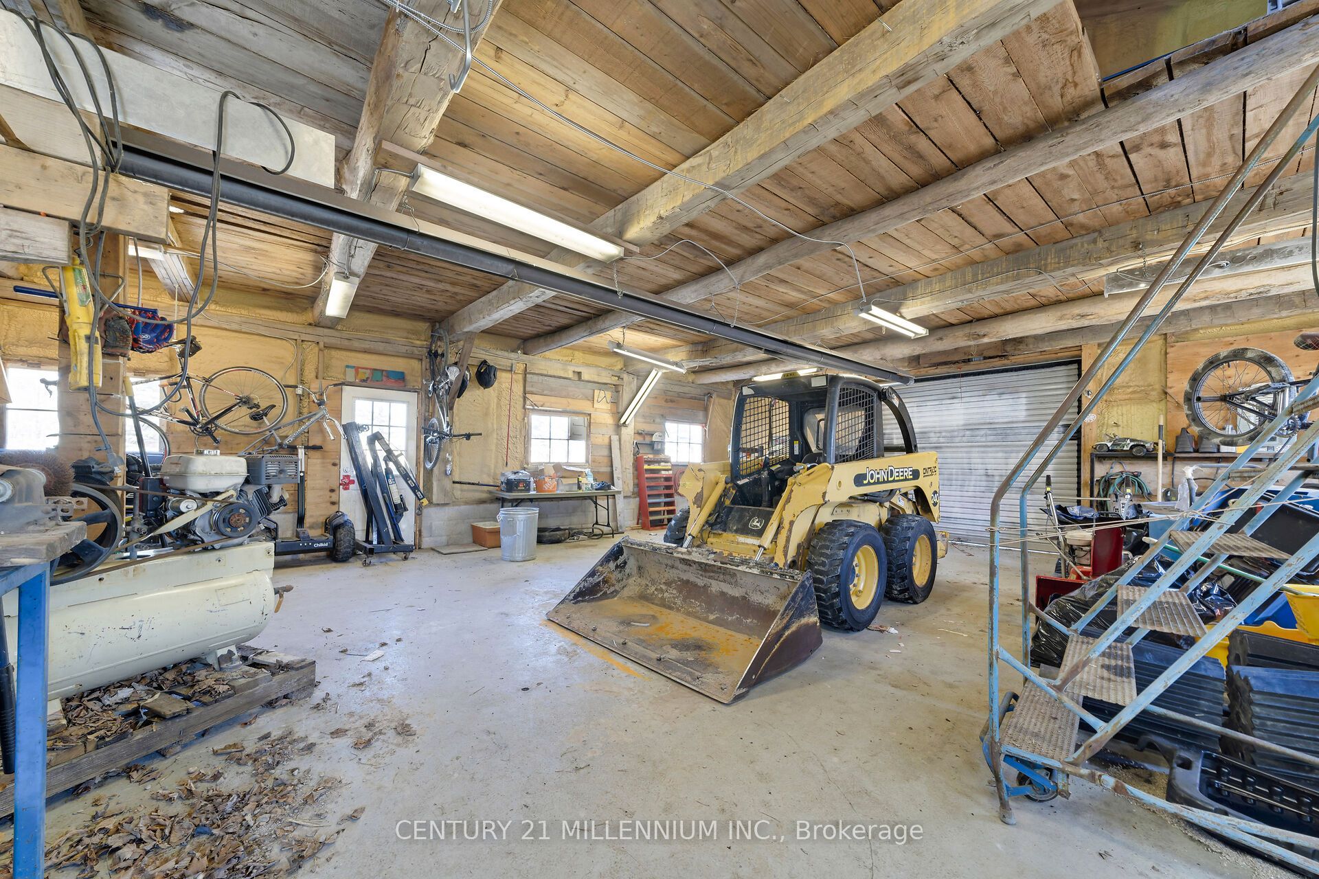 774 Charleston Side Road Property Photo 32