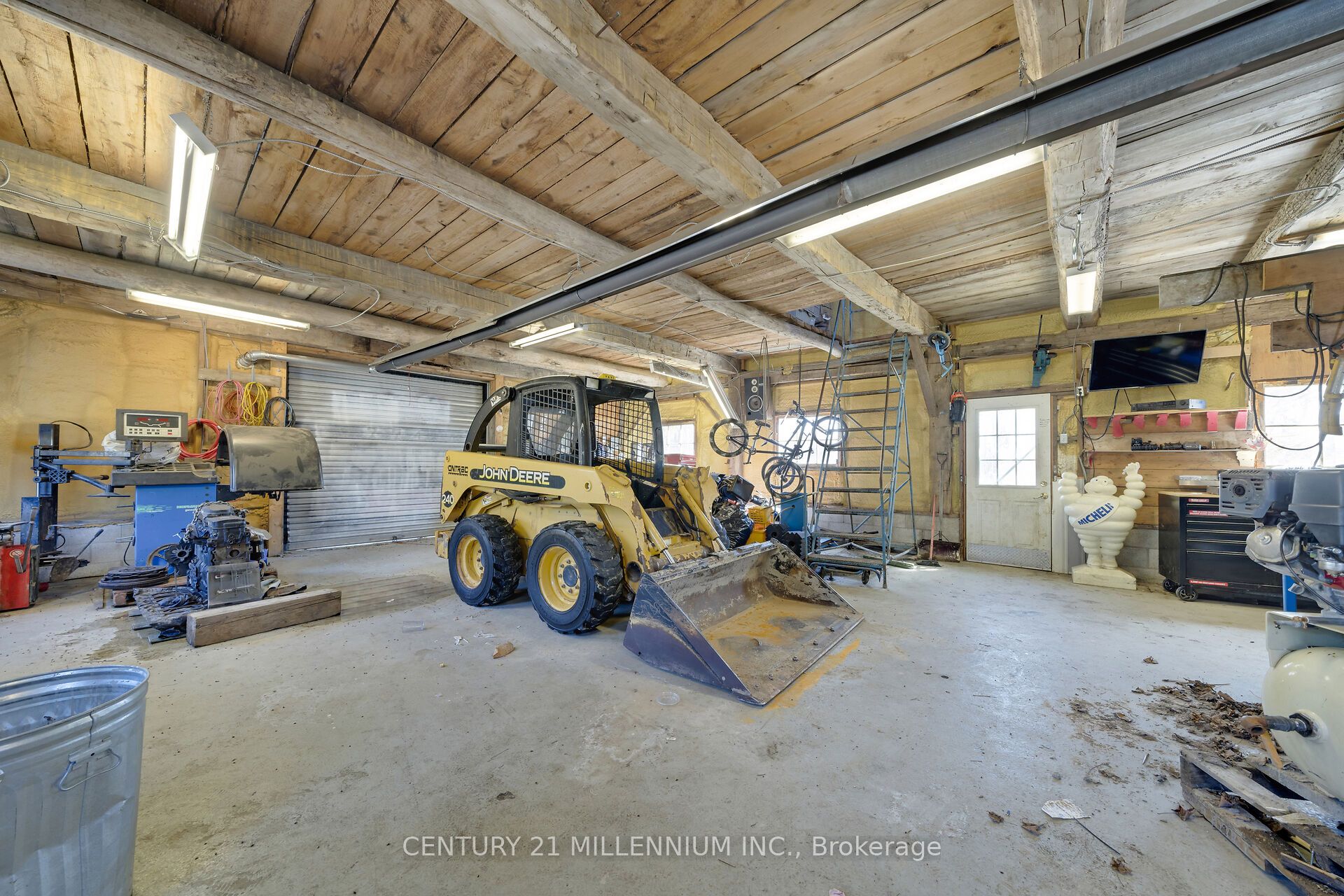774 Charleston Side Road Property Photo 33