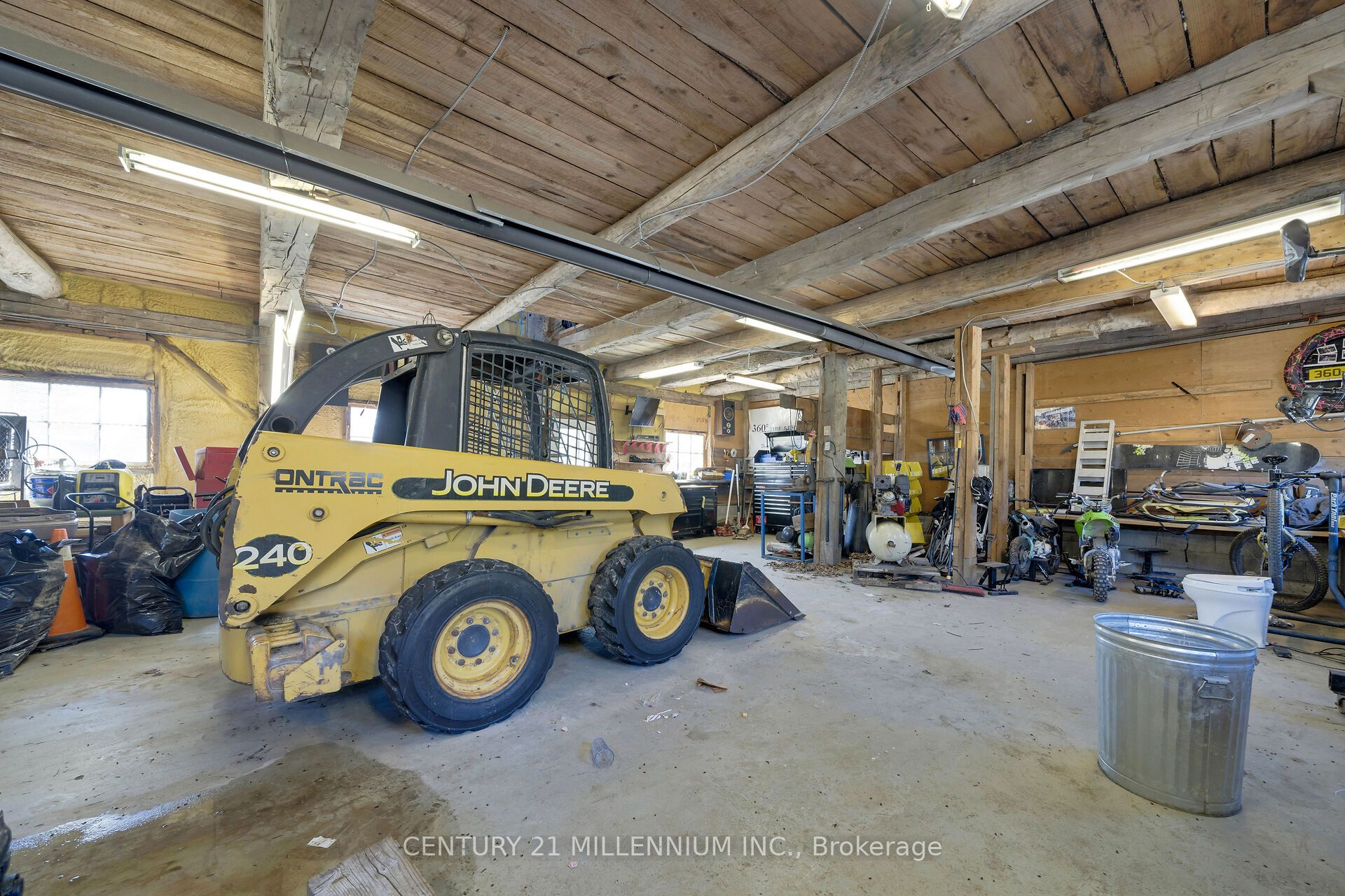 774 Charleston Side Road Property Photo 34