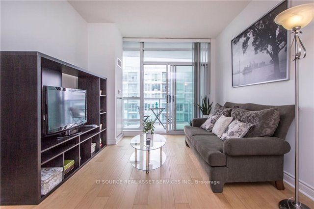 1900 Lake Shore Boulevard W 1704 Property Photo 3