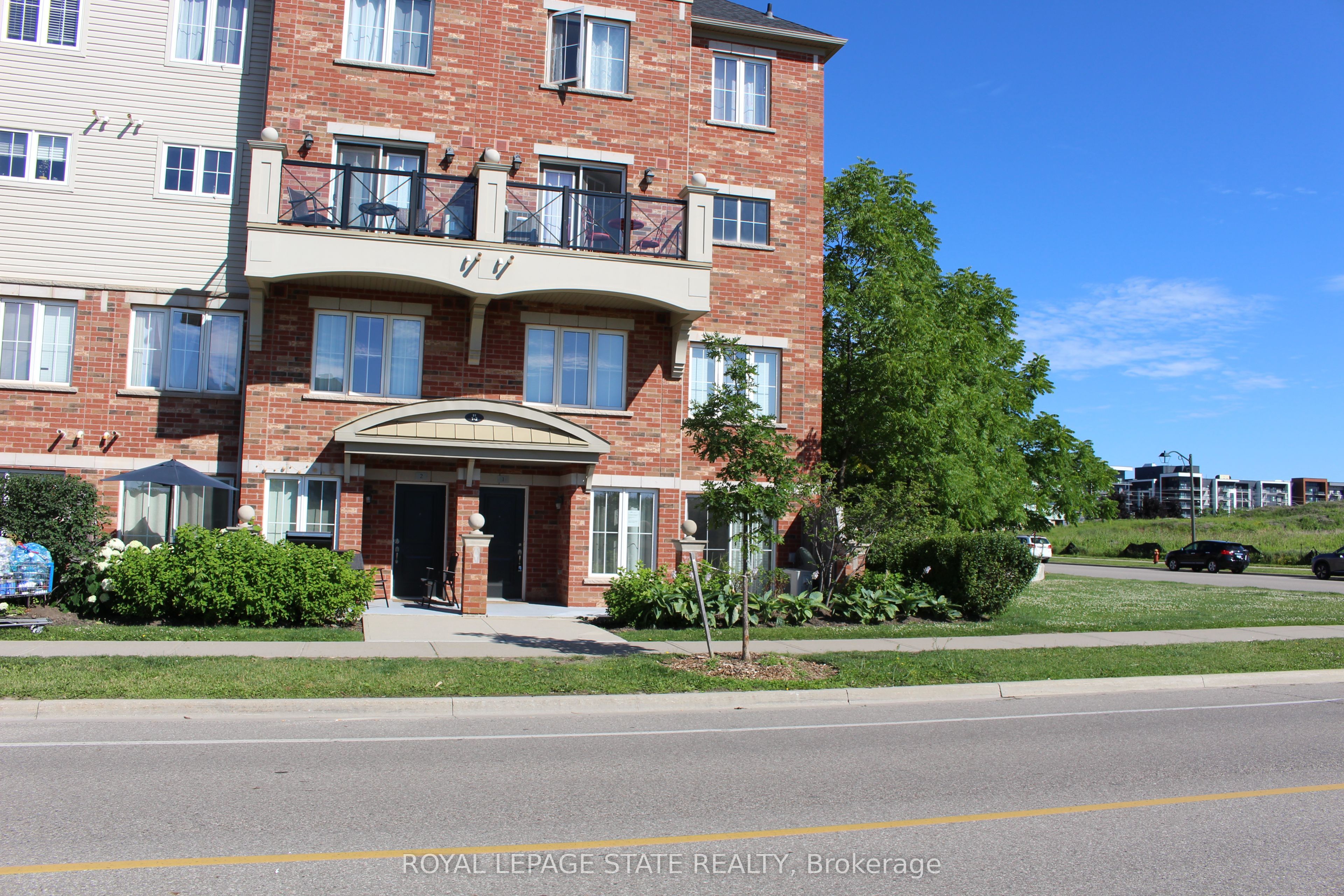 #1 - 51 Hays Boulevard Property Photo