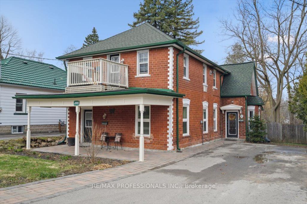 31 Brock St Property Photo
