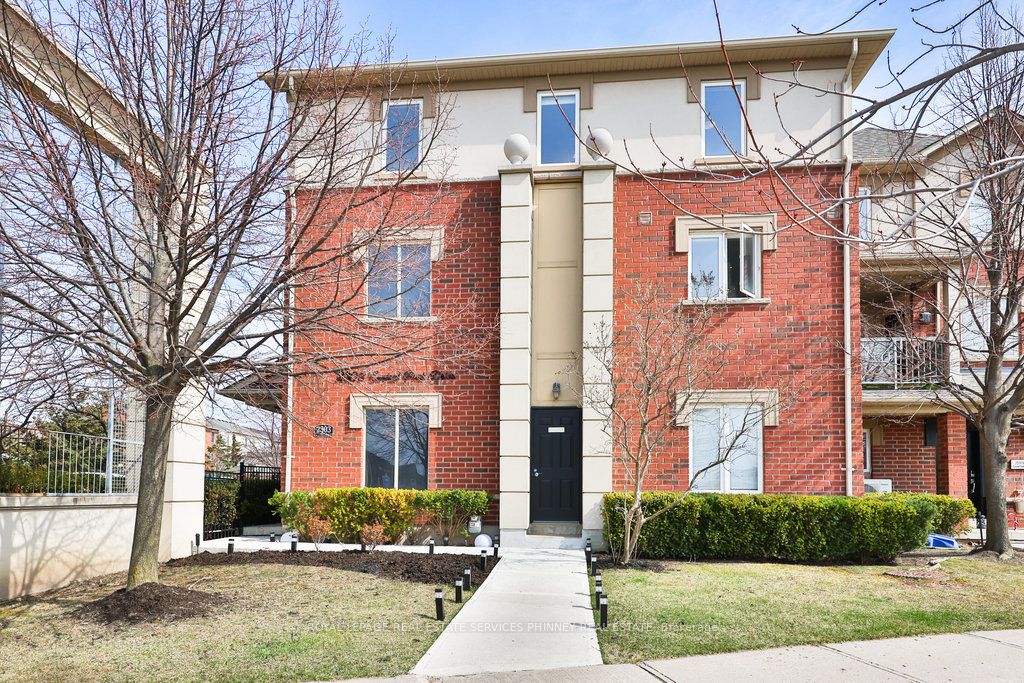 #6 - 2303 Central Park Drive Property Photo
