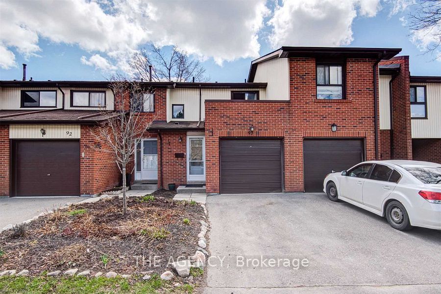 #93 - 93 Foster Crescent Property Photo 1