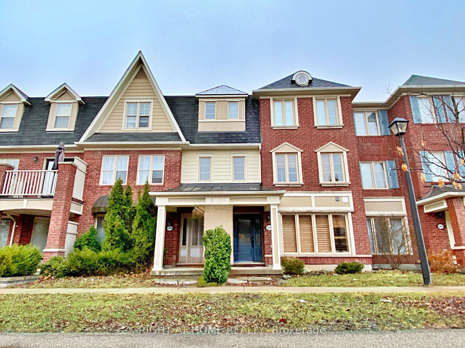664 Holly Avenue Property Photo