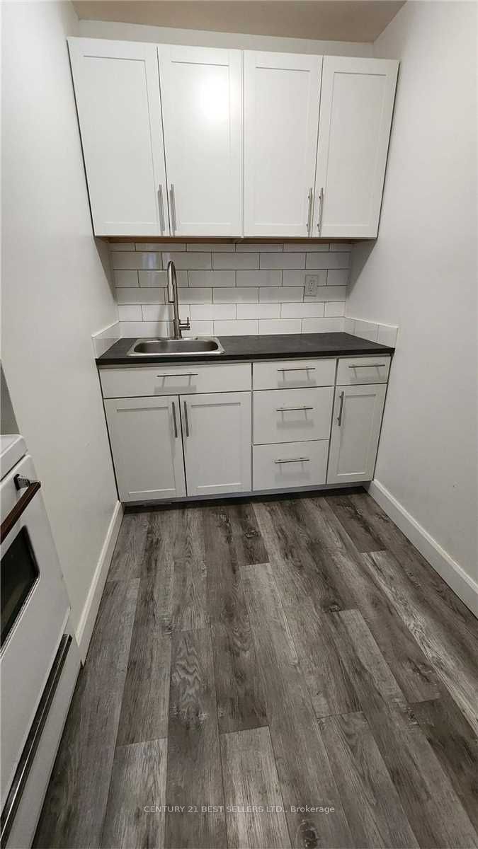 26-105 Twenty Fifth Street Property Photo 5