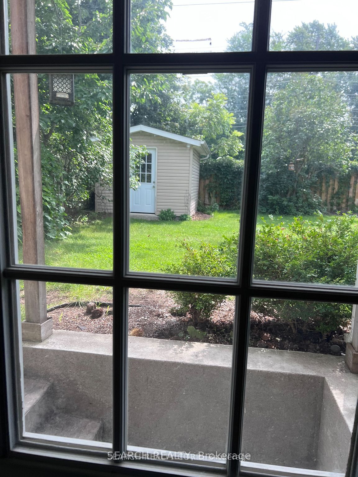 1932 Barsuda Drive Property Photo 2